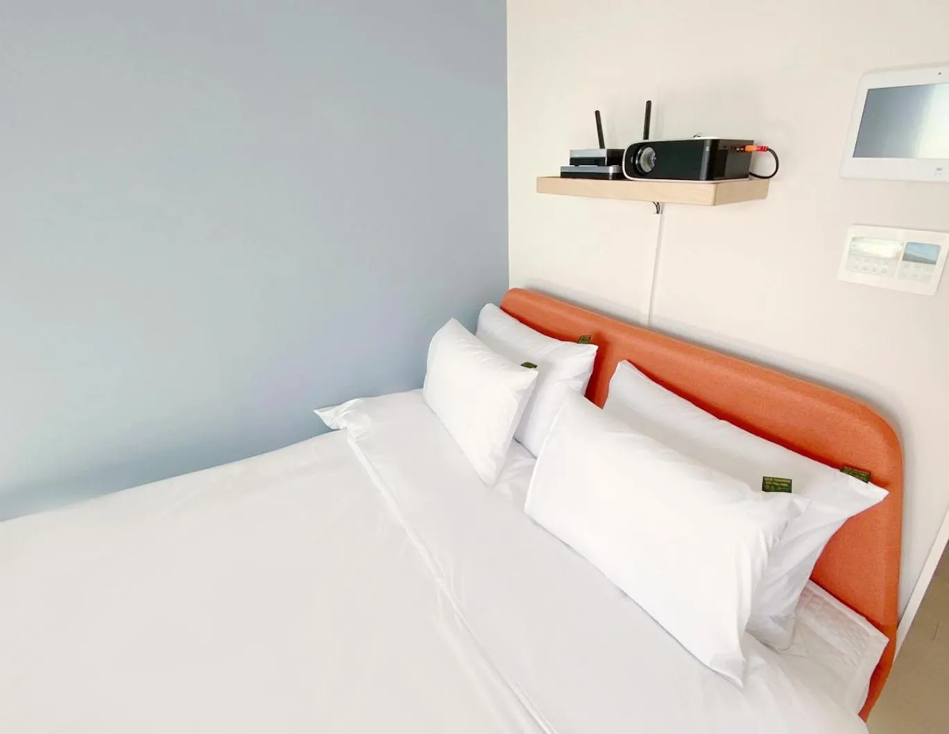 Property building, Bed in Landmark Stay in Songdo