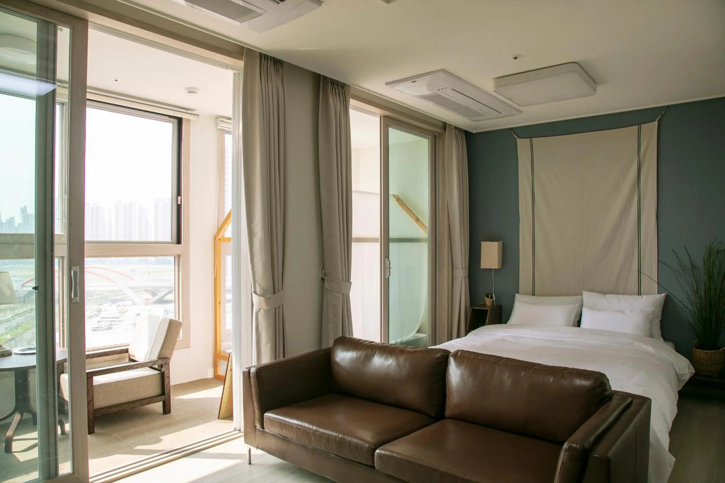 Bed in Landmark Stay in Songdo