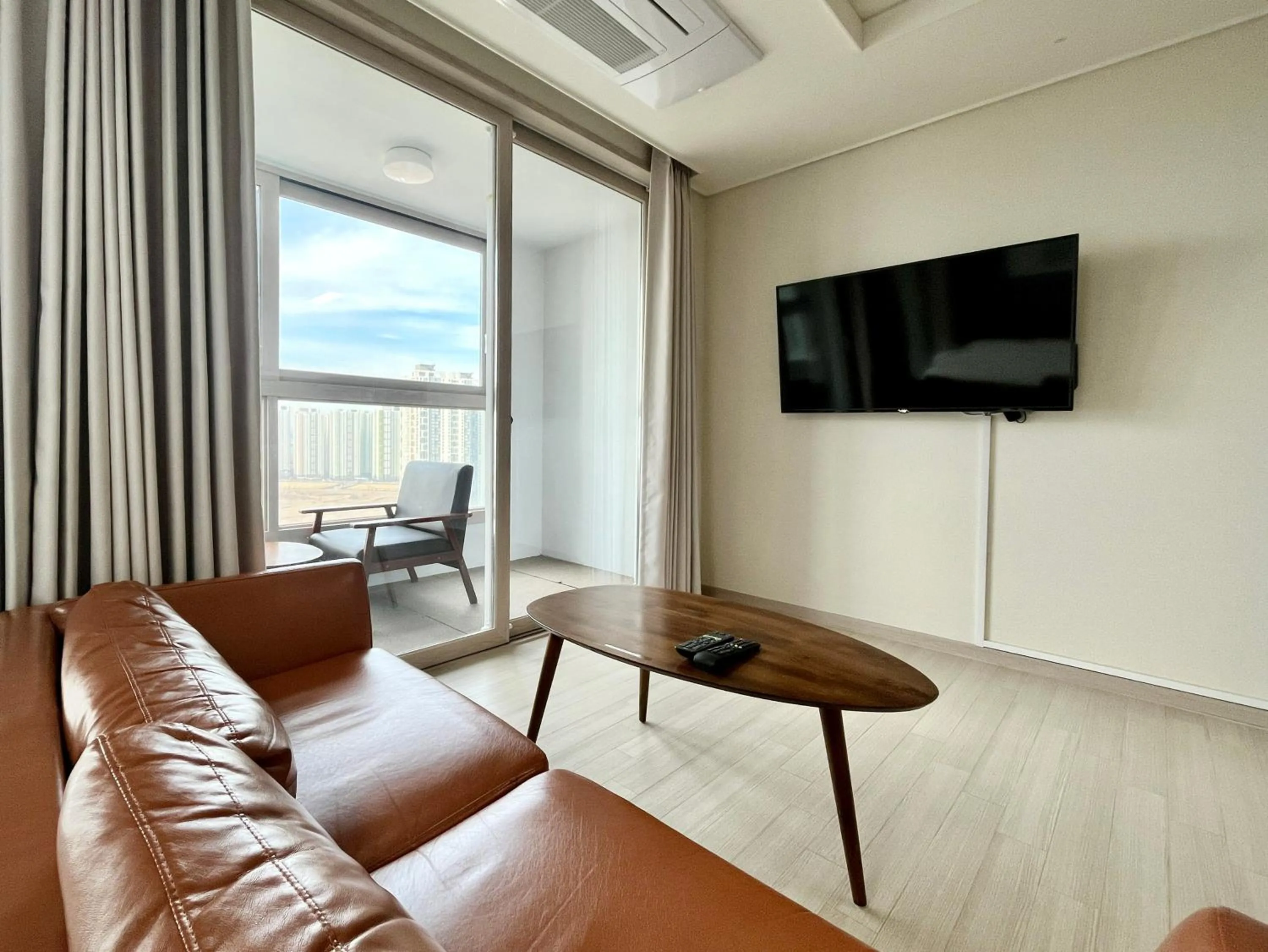 TV and multimedia in Landmark Stay in Songdo