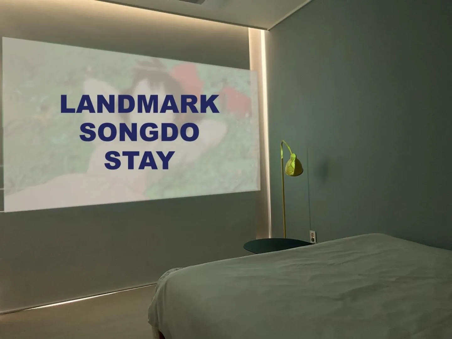 Bed in Landmark Stay in Songdo