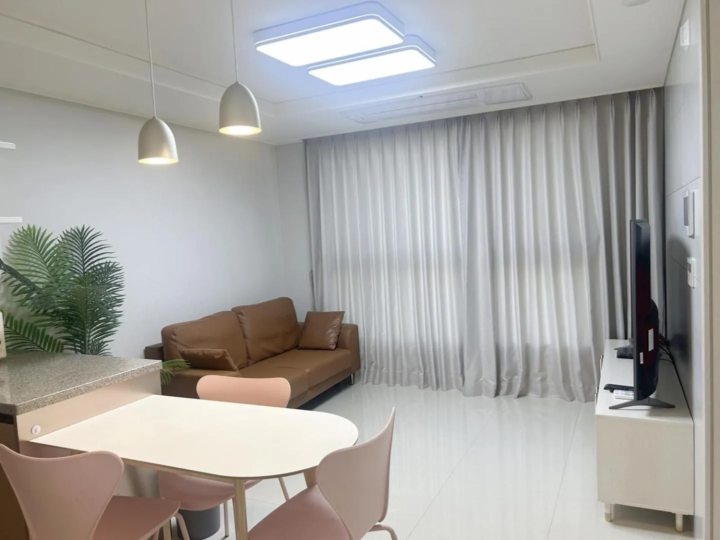 Living room in Landmark Stay in Songdo