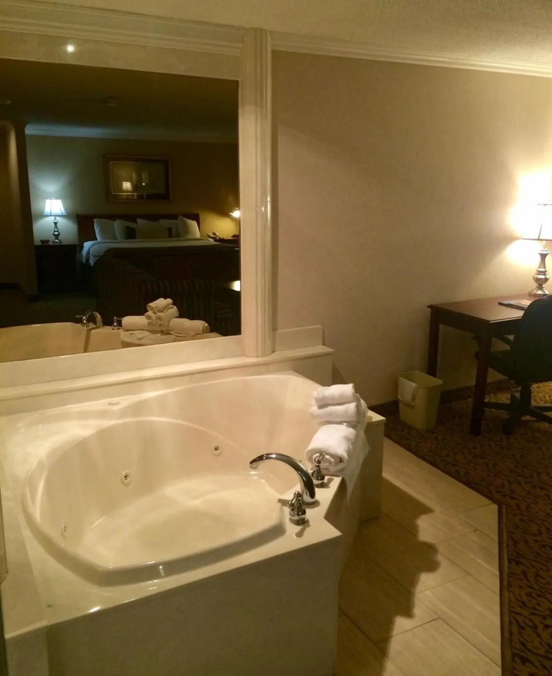 Bath in Wingate by Wyndham Detroit Metro Airport