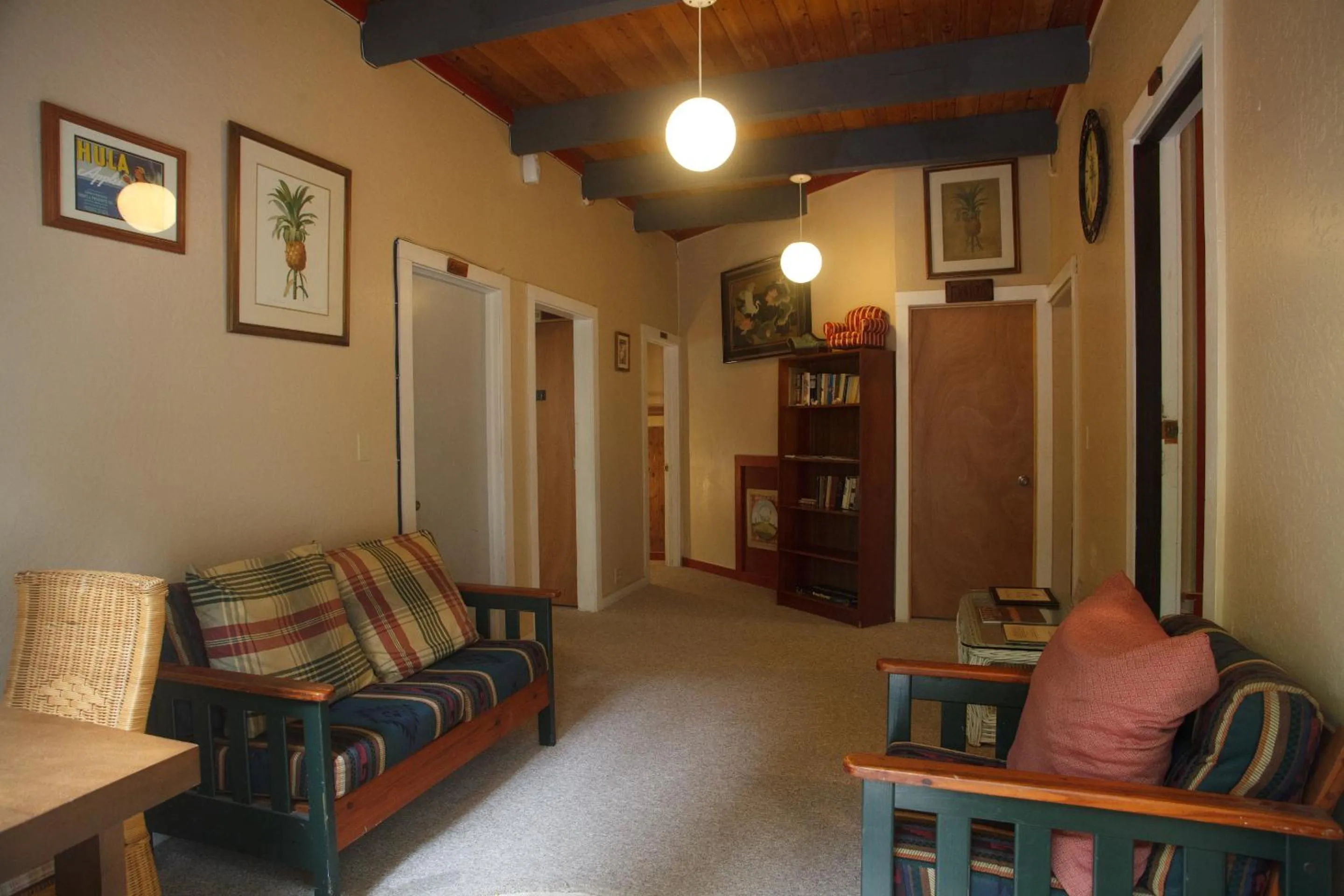 Communal lounge/ TV room in Volcano Hale