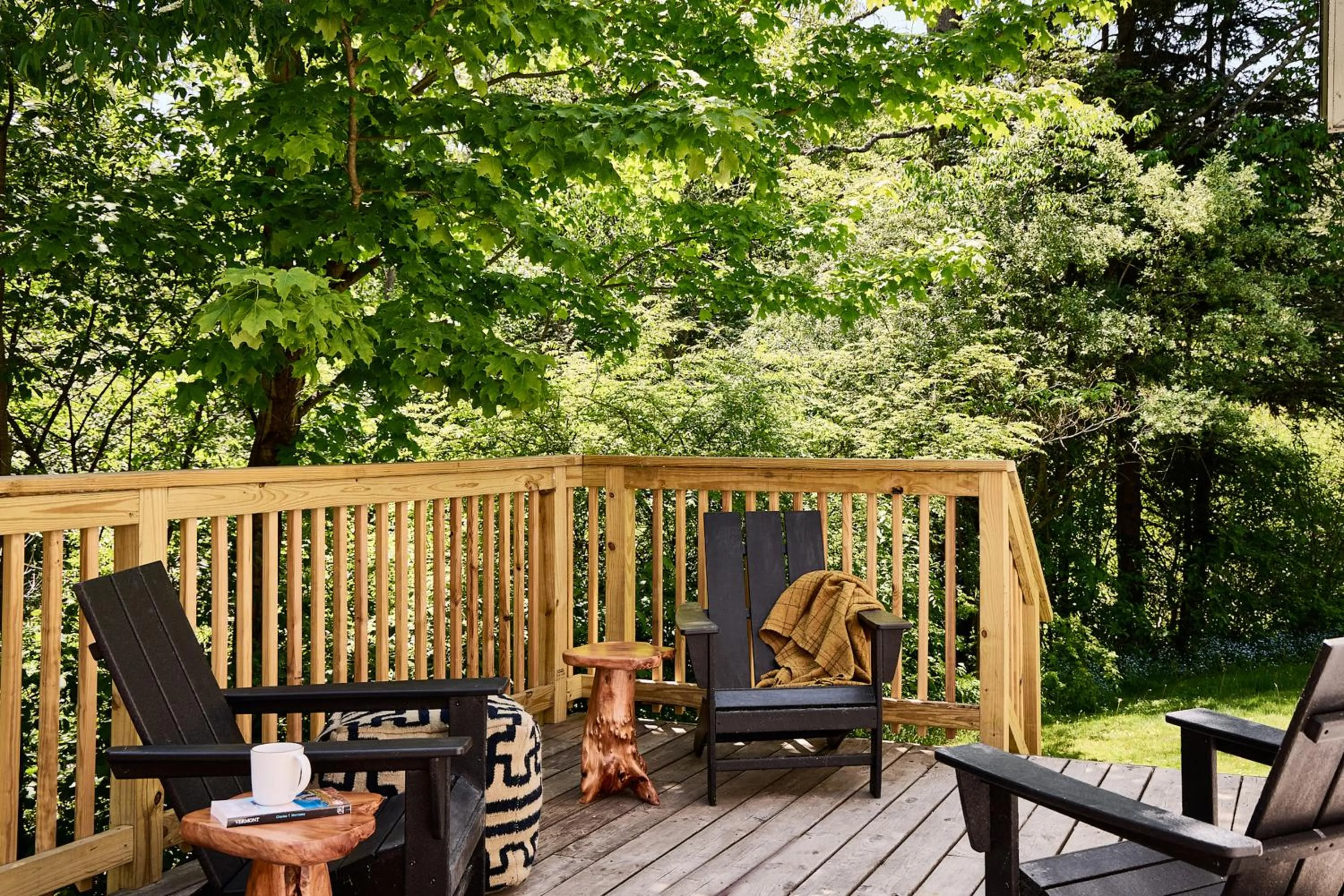 Patio in Bluebird Cady Hill Lodge