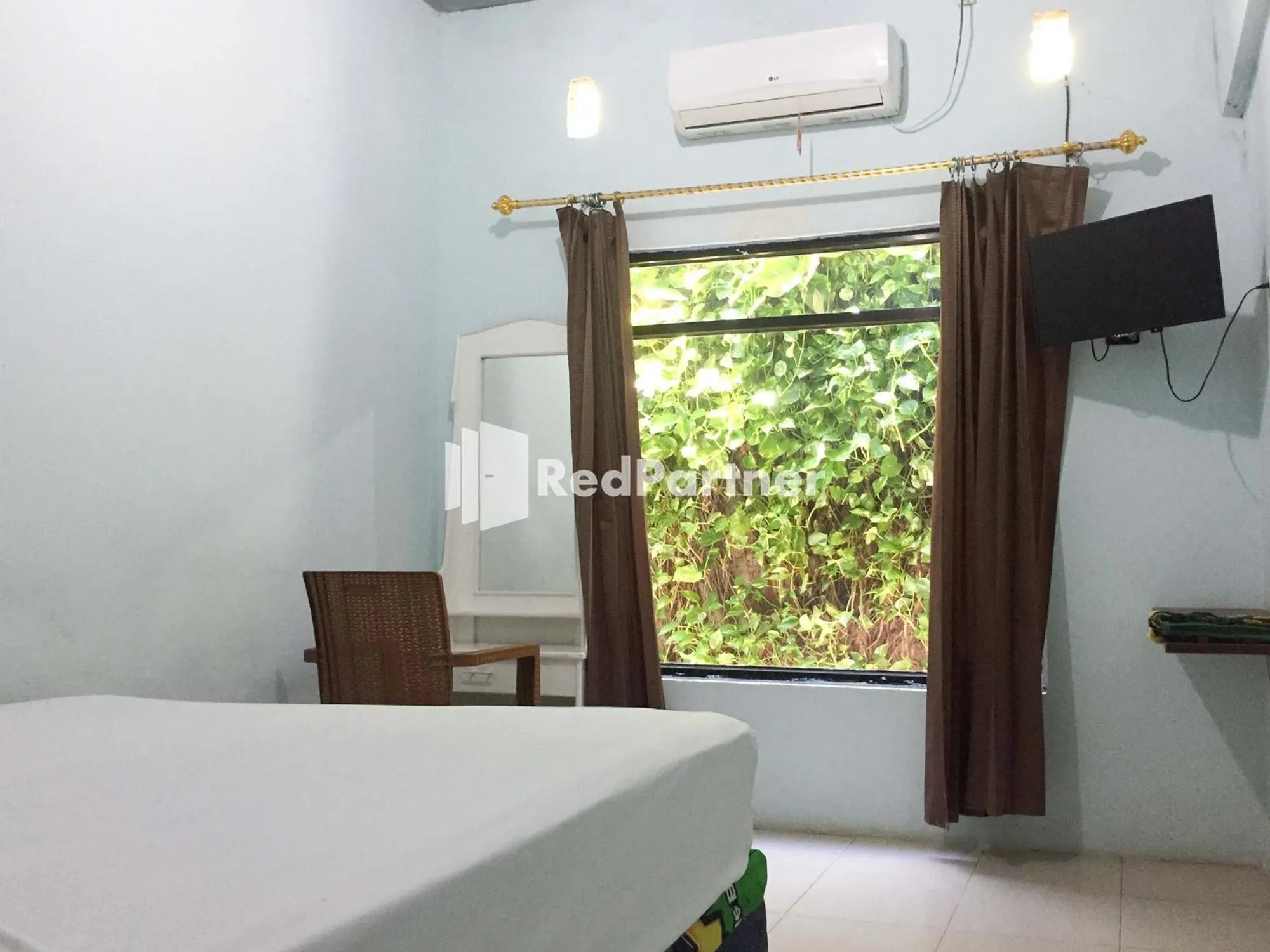 Bed in Wisma Andini Palopo RedPartner