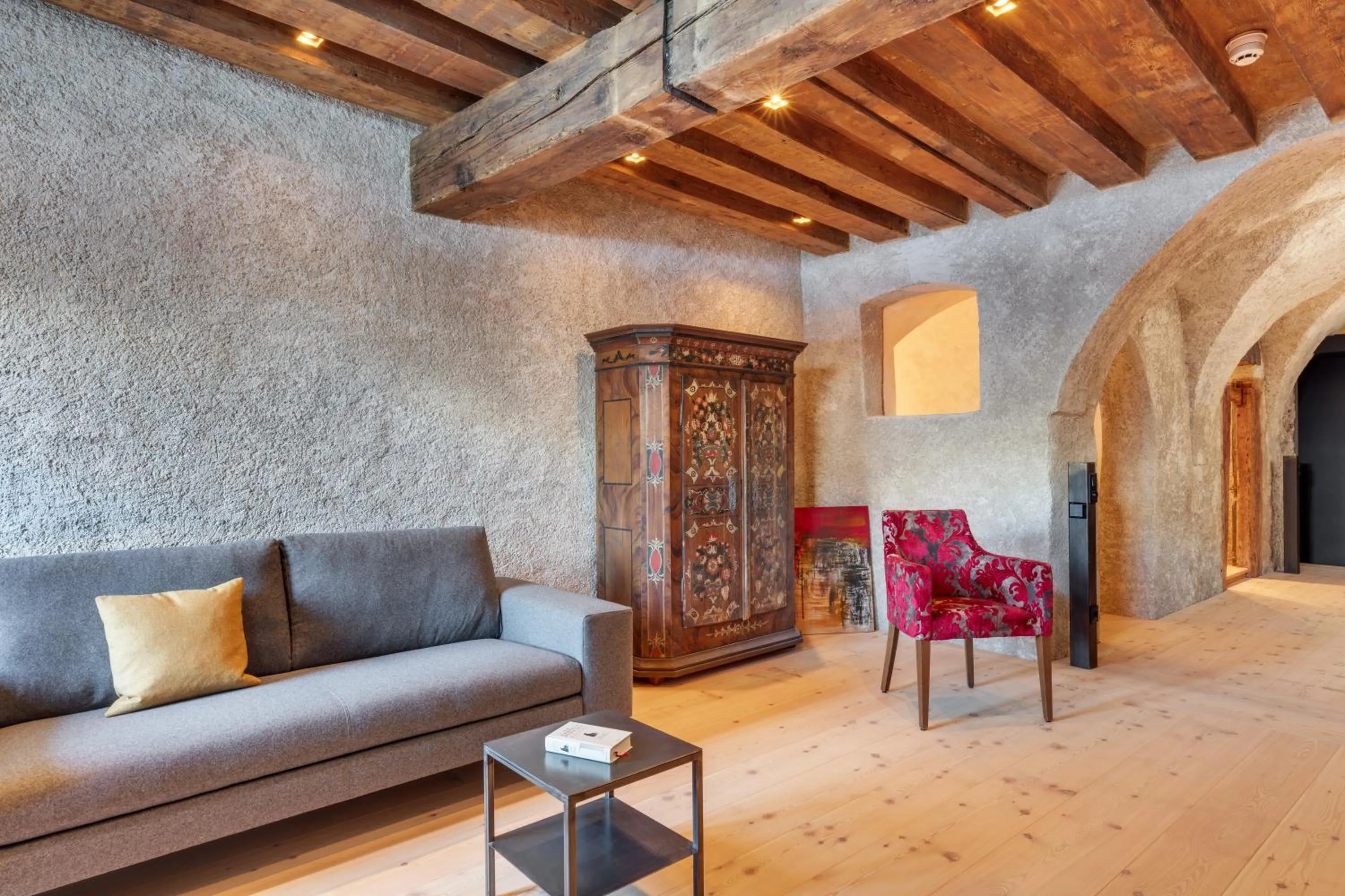 Photo of the whole room in Boutiquehotel Rattenberg