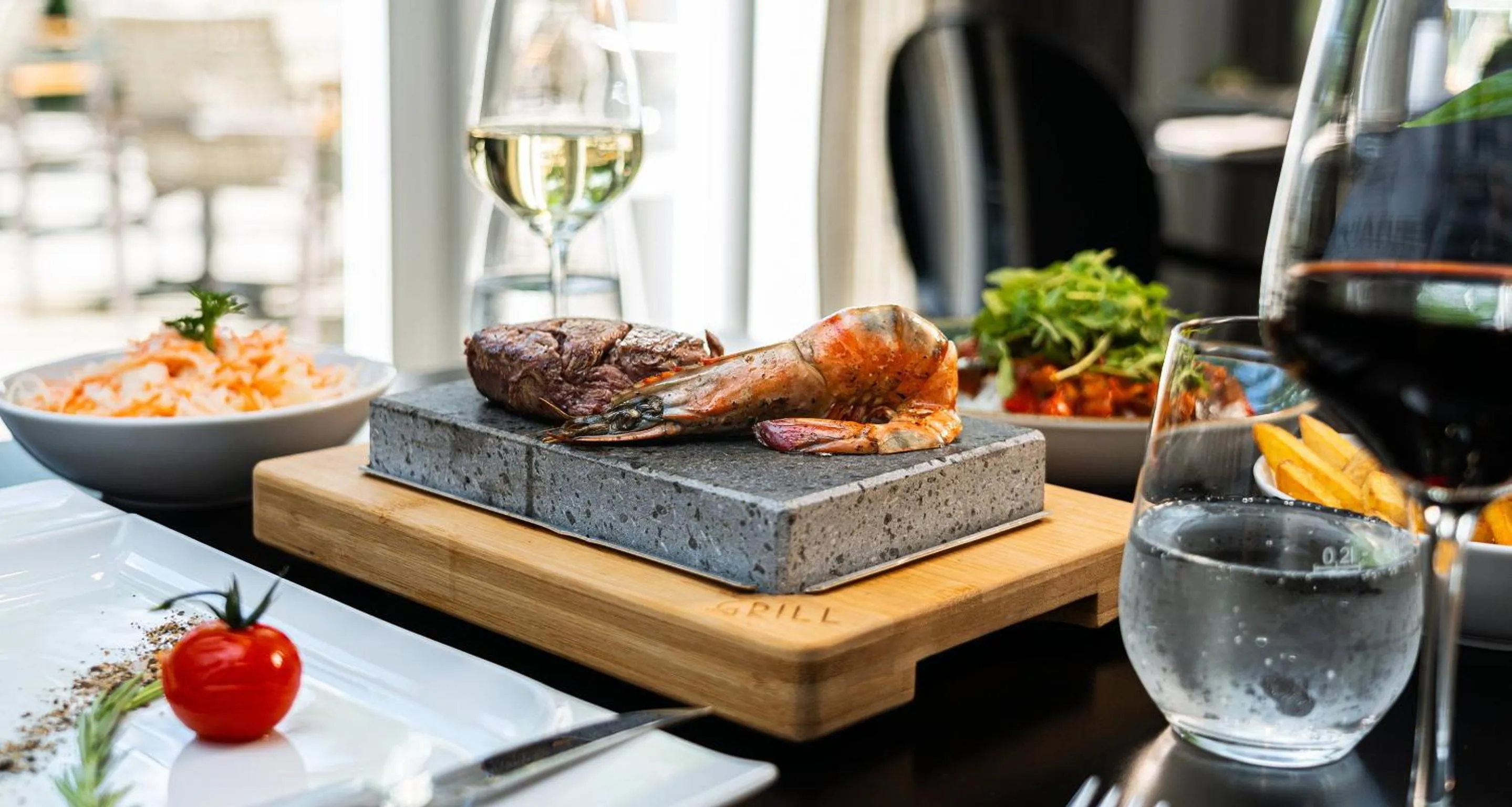 Restaurant/places to eat in Victor's Residenz-Hotel München