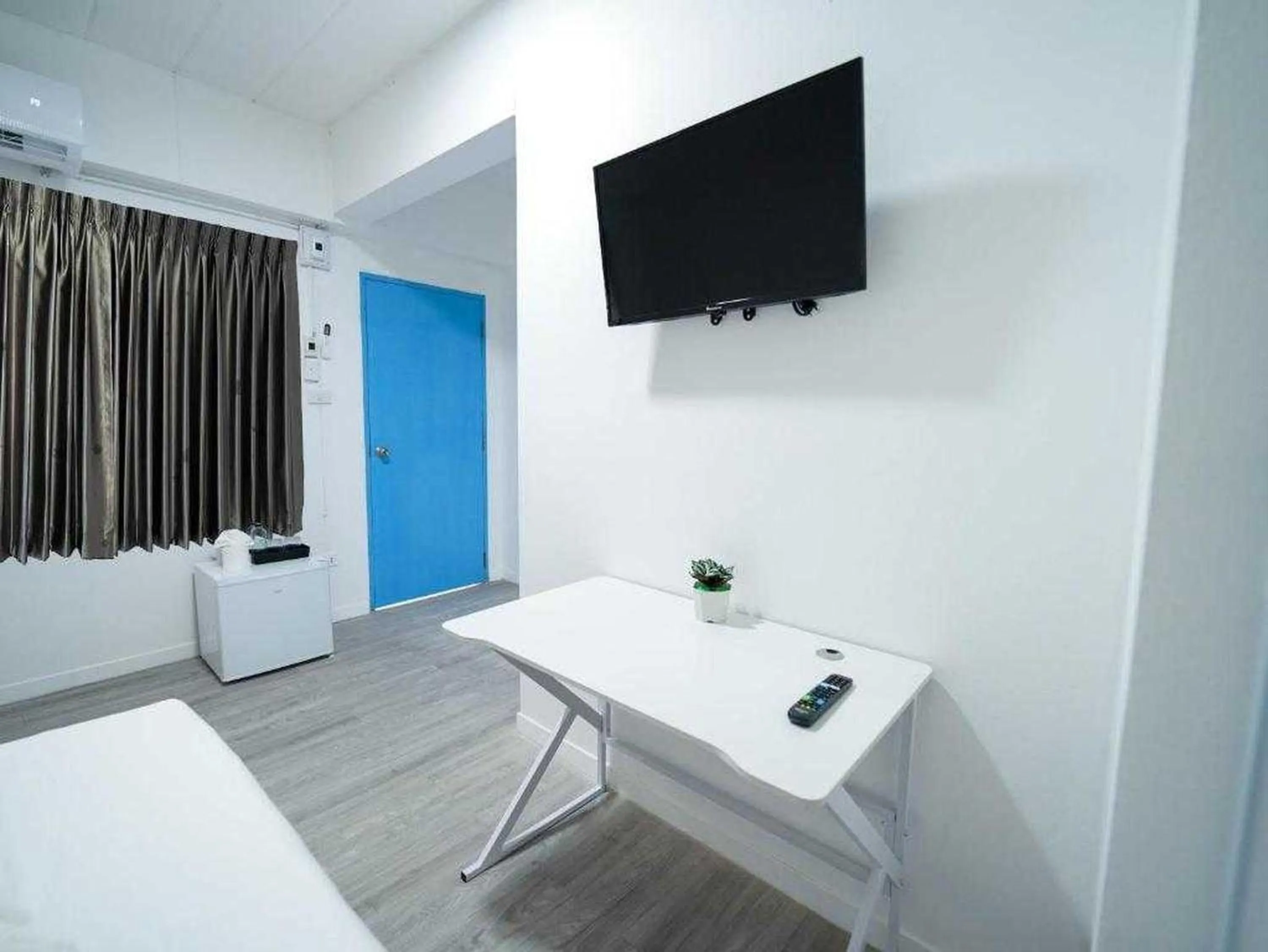 Photo of the whole room, Bed in RQ North Pattaya by Collection O