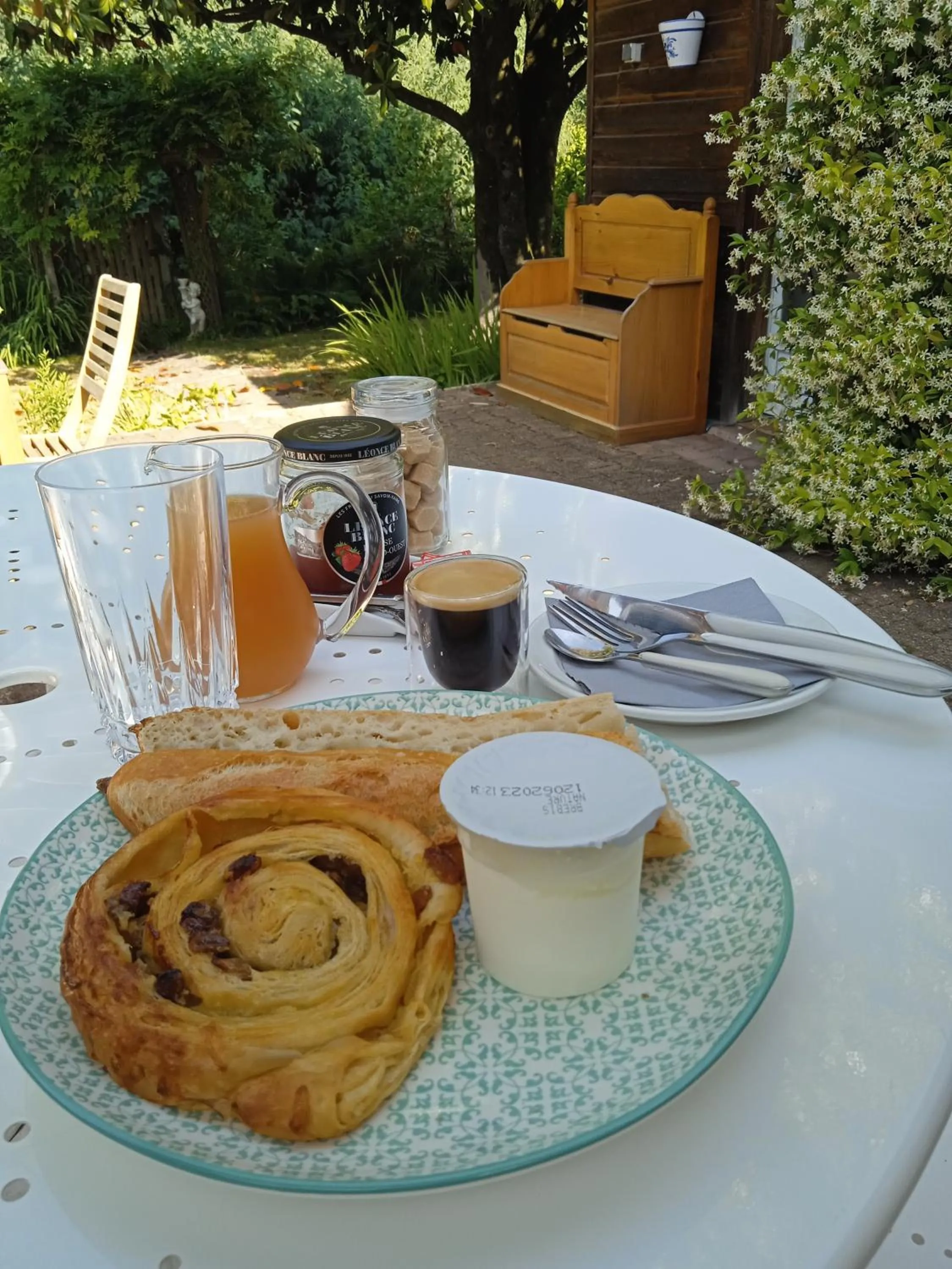 Breakfast in Les jardins de Mimizan