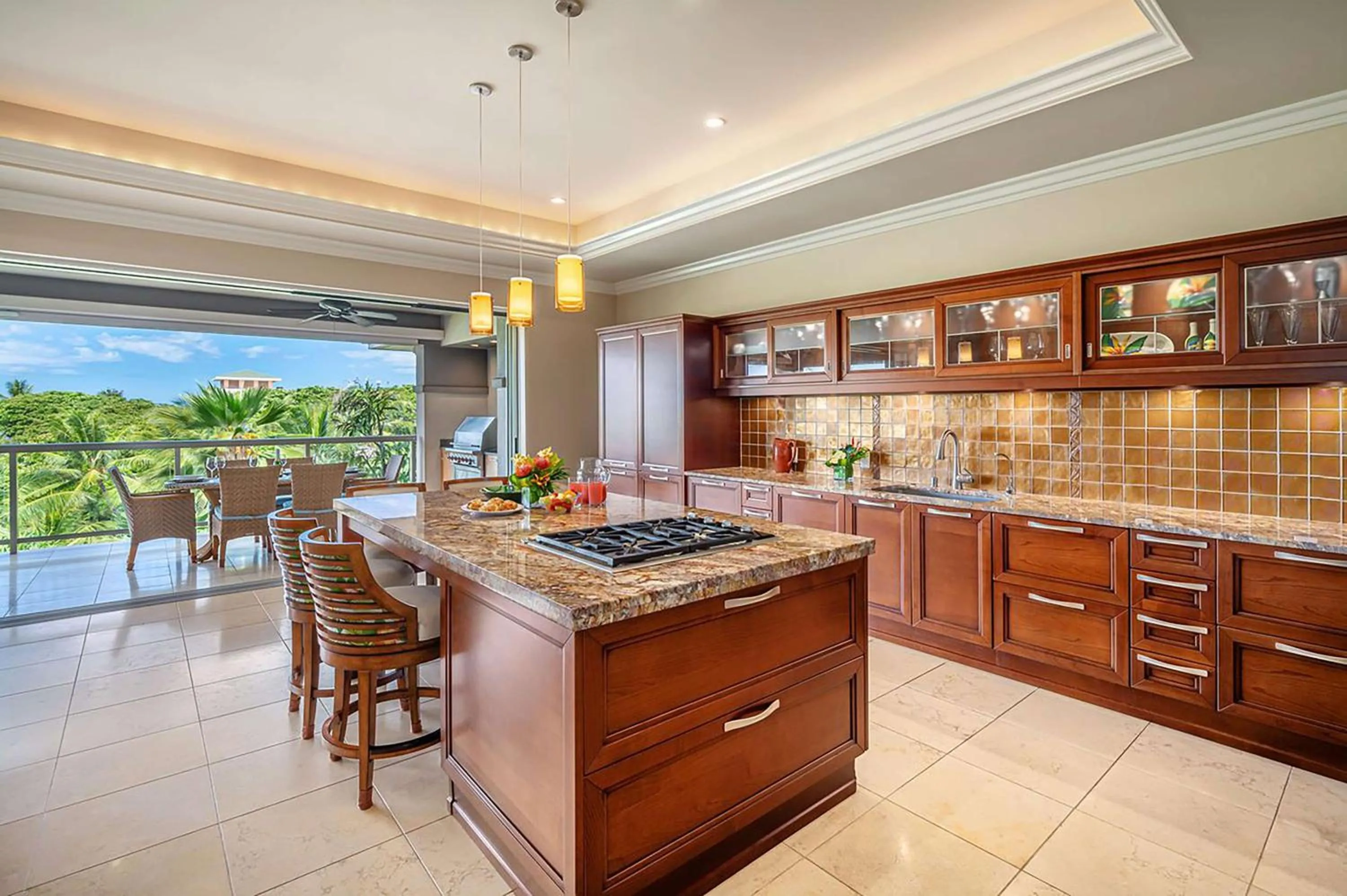 Kitchen or kitchenette in Ho Olei Residences - CoralTree Residence Collection