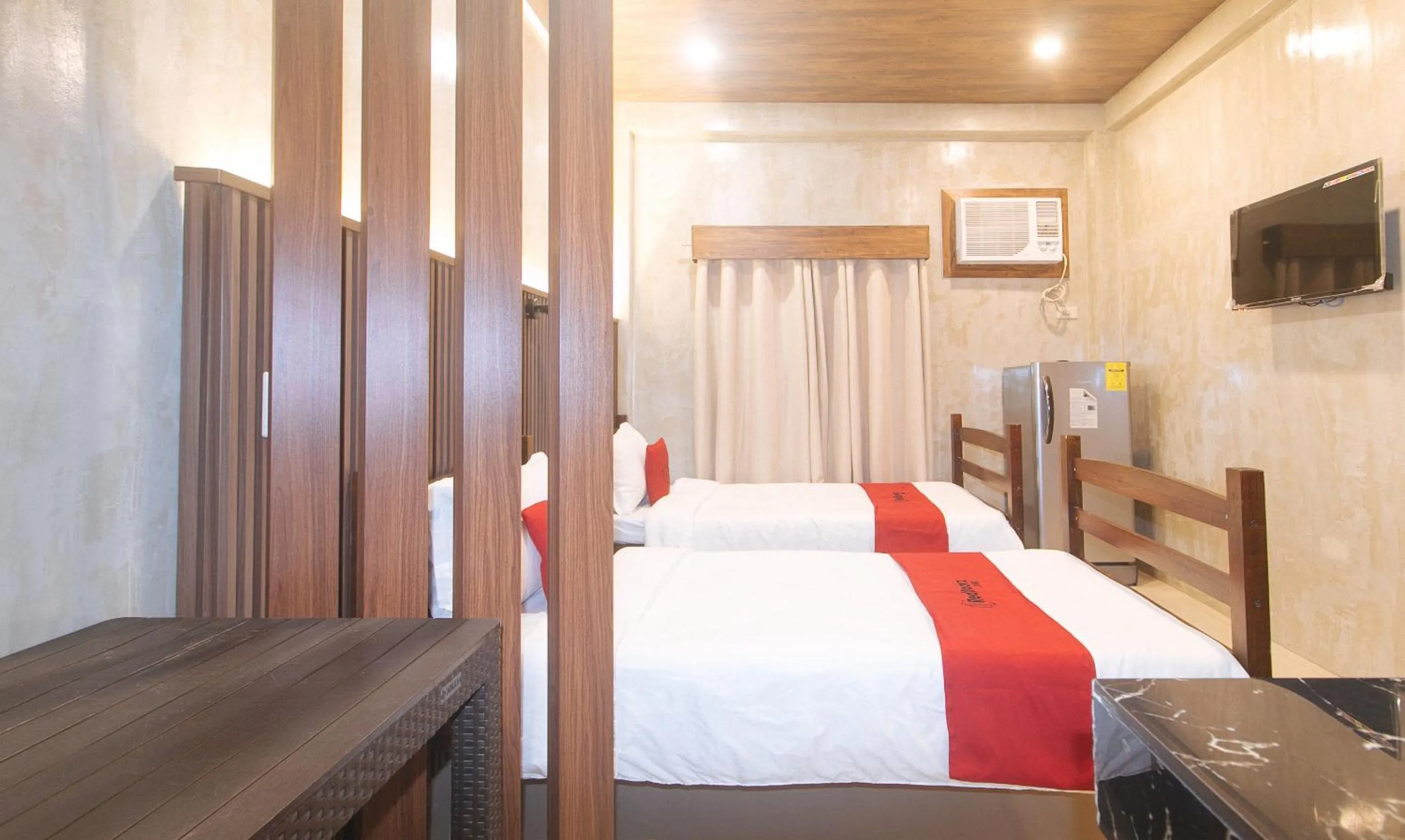 Bed in RedDoorz at MBB Room NAIA 2