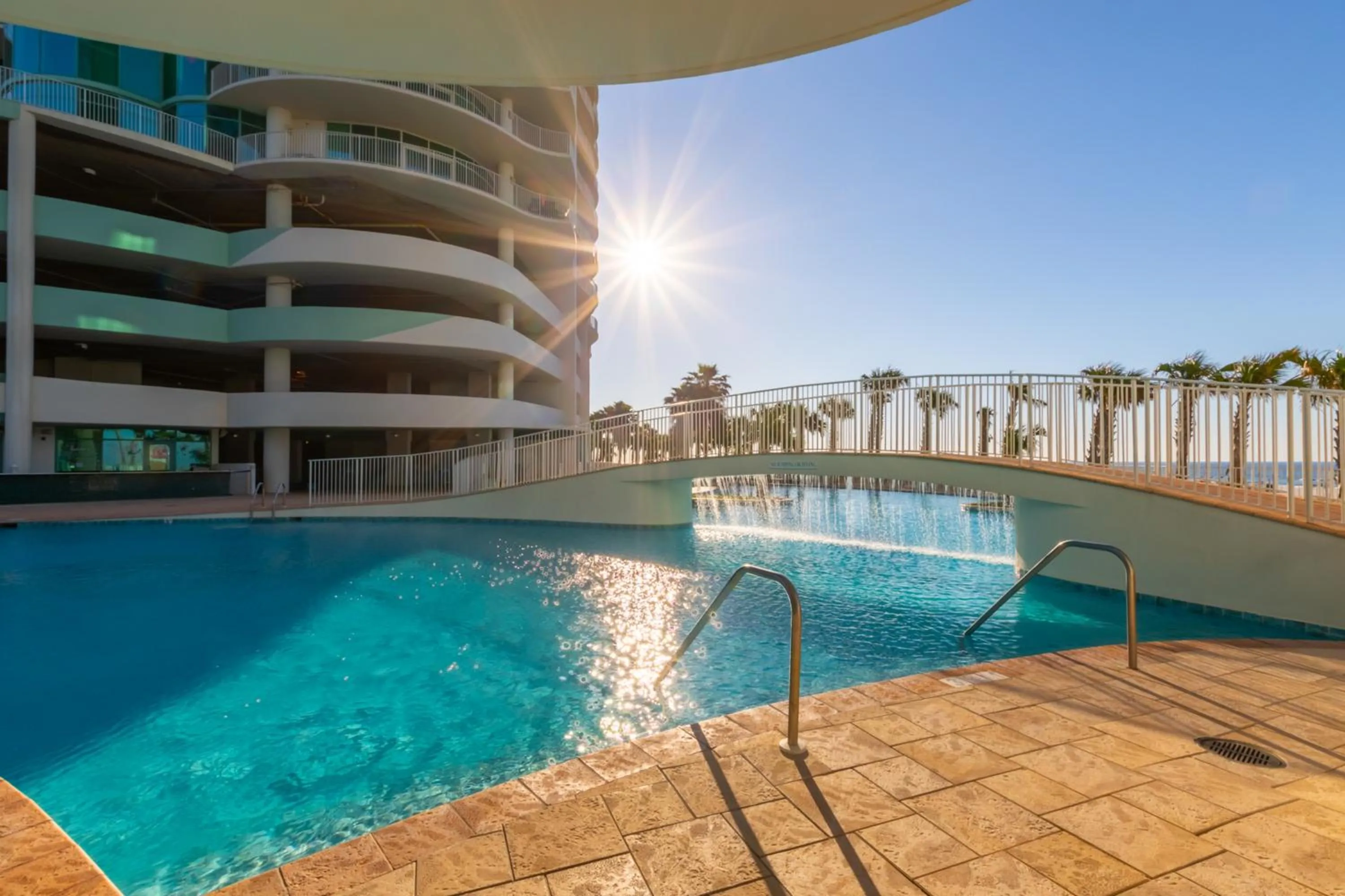 Swimming pool in Turquoise 1908C