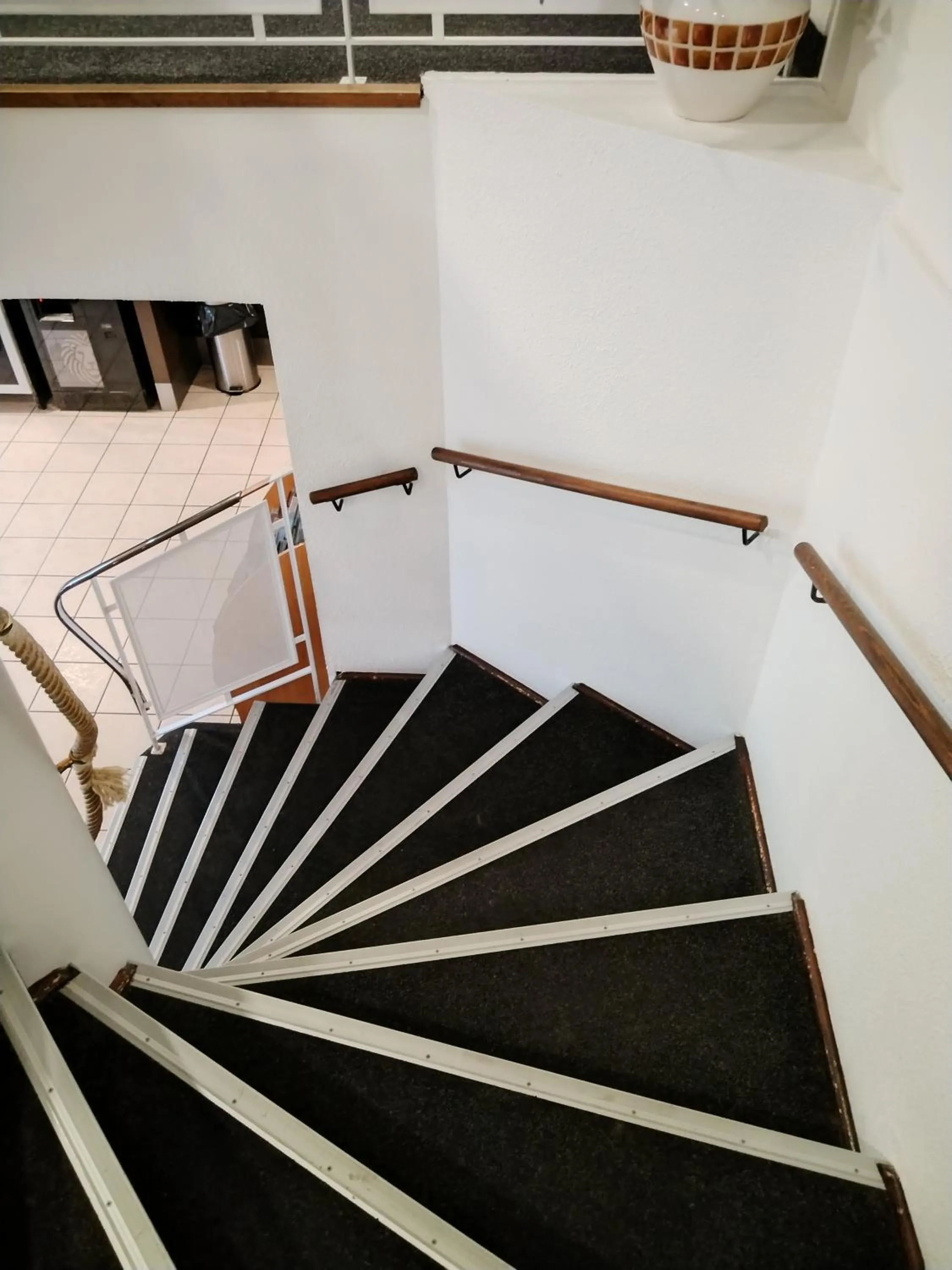 Lobby or reception in Hotel Inn Design Montluçon