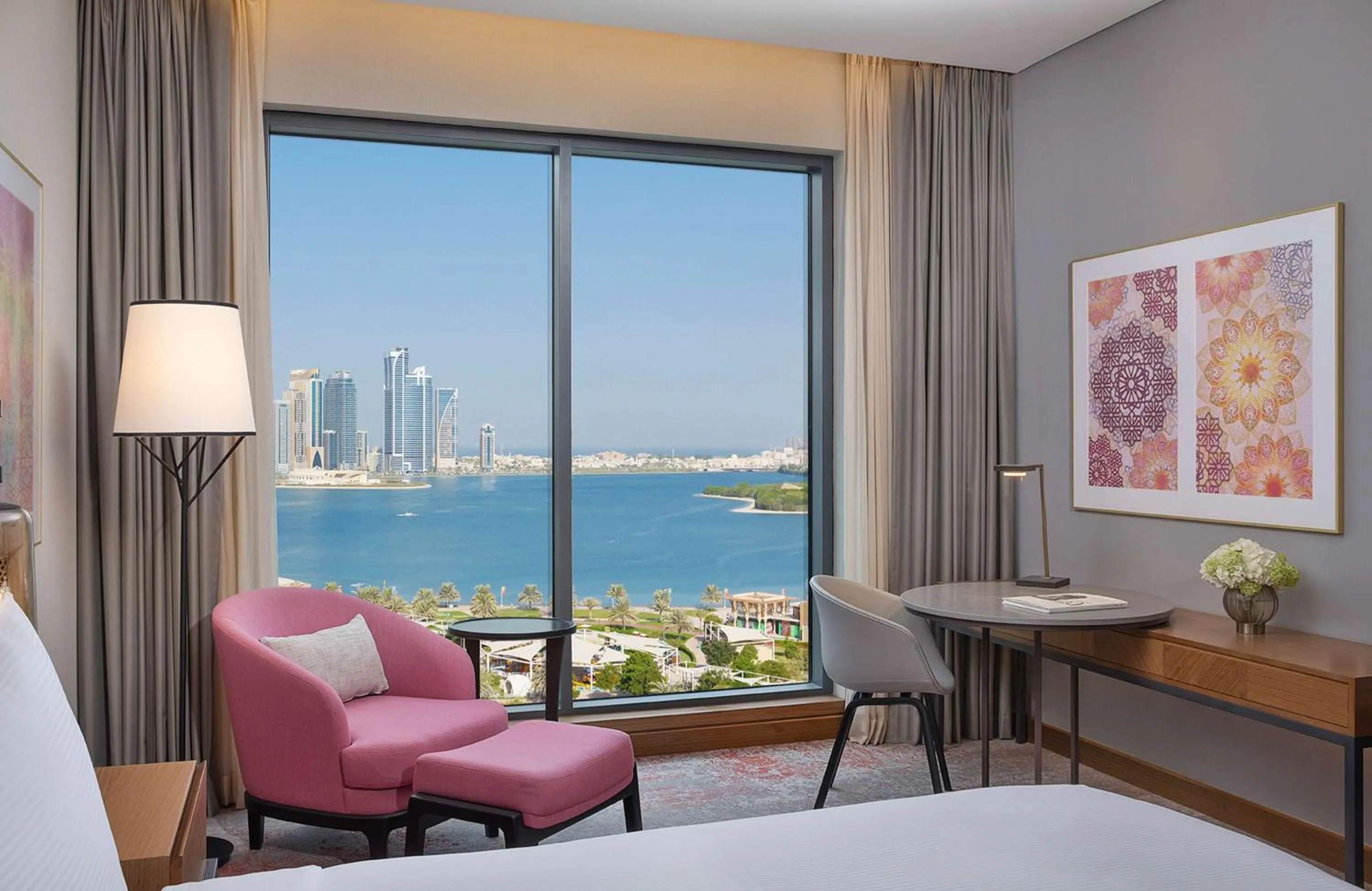 Bedroom in DoubleTree by Hilton Sharjah Waterfront Hotel And Residences