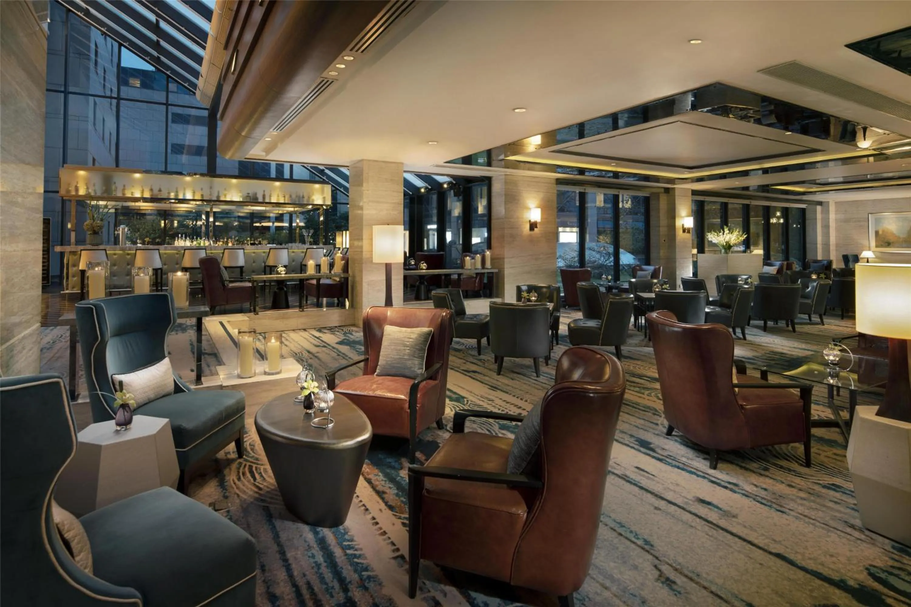 Lounge or bar in Kempinski Hotel Beijing Yansha Center