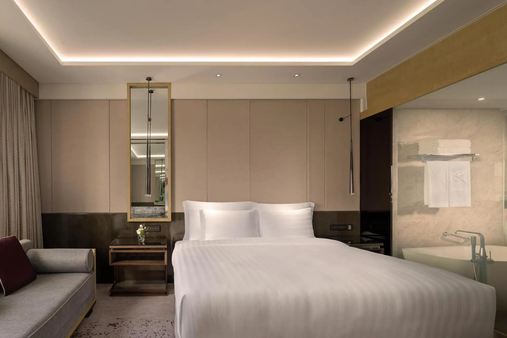 Bedroom, Bed in Kempinski Hotel Beijing Yansha Center