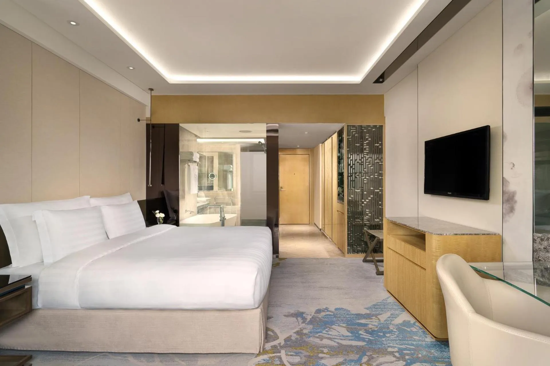 Bedroom, Bed in Kempinski Hotel Beijing Yansha Center