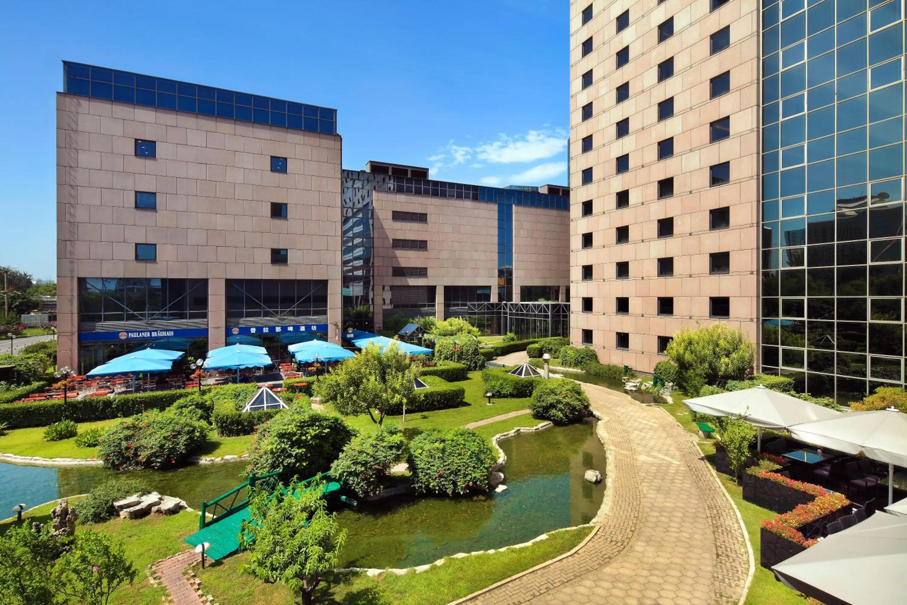 Area and facilities in Kempinski Hotel Beijing Yansha Center