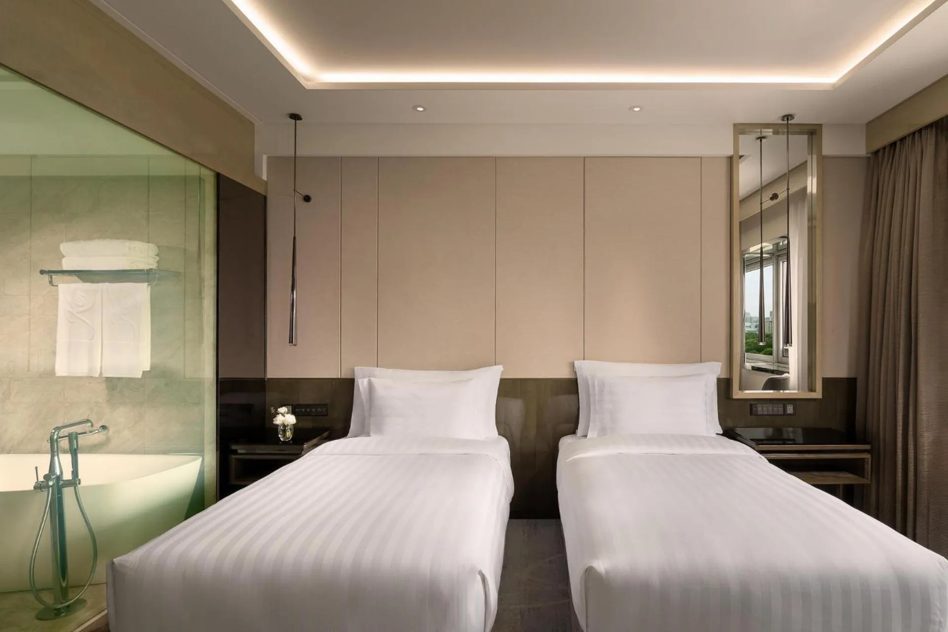 Bedroom, Bed in Kempinski Hotel Beijing Yansha Center