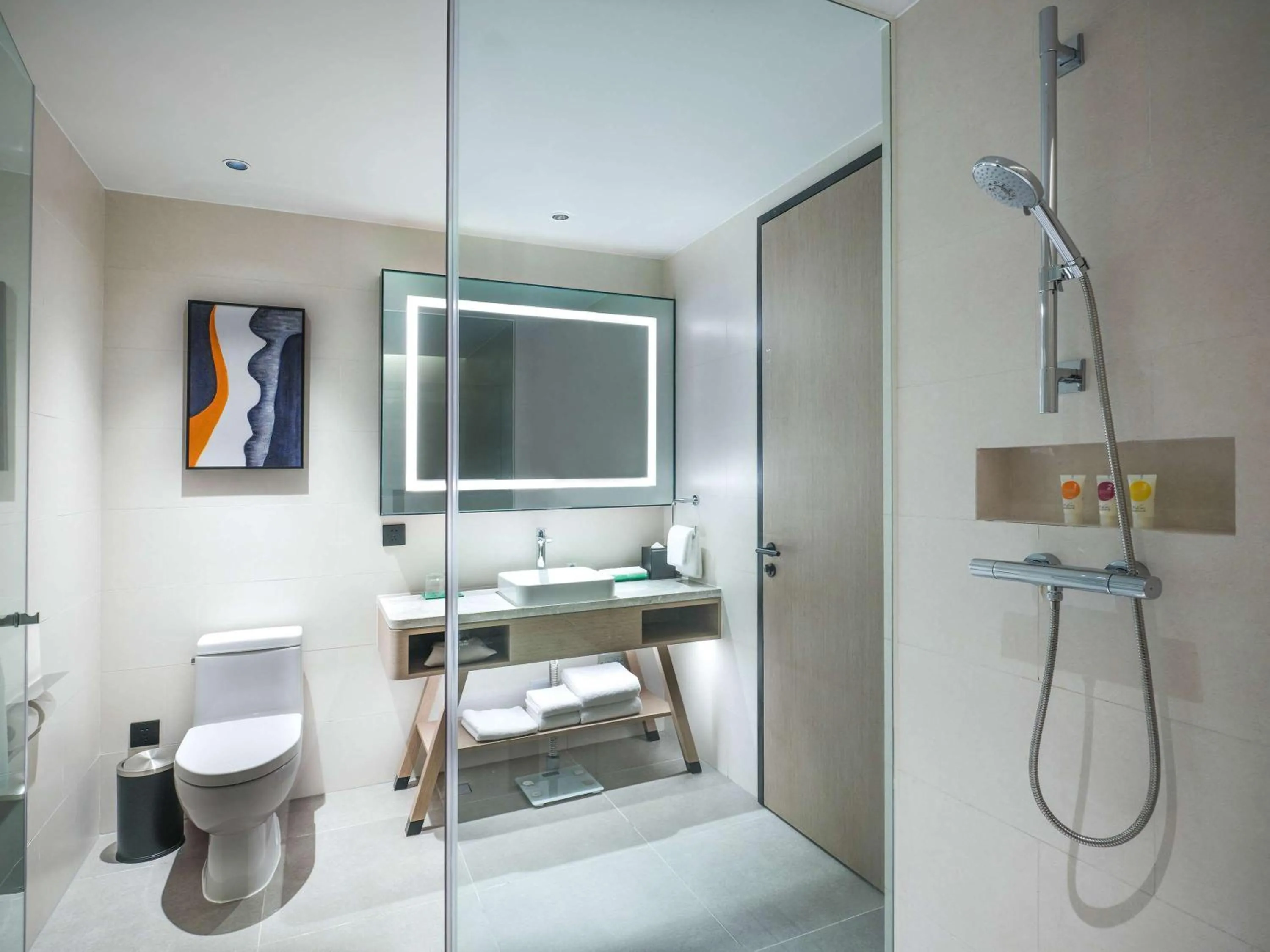 Bathroom in Hyatt Place Beijing Shiyuan