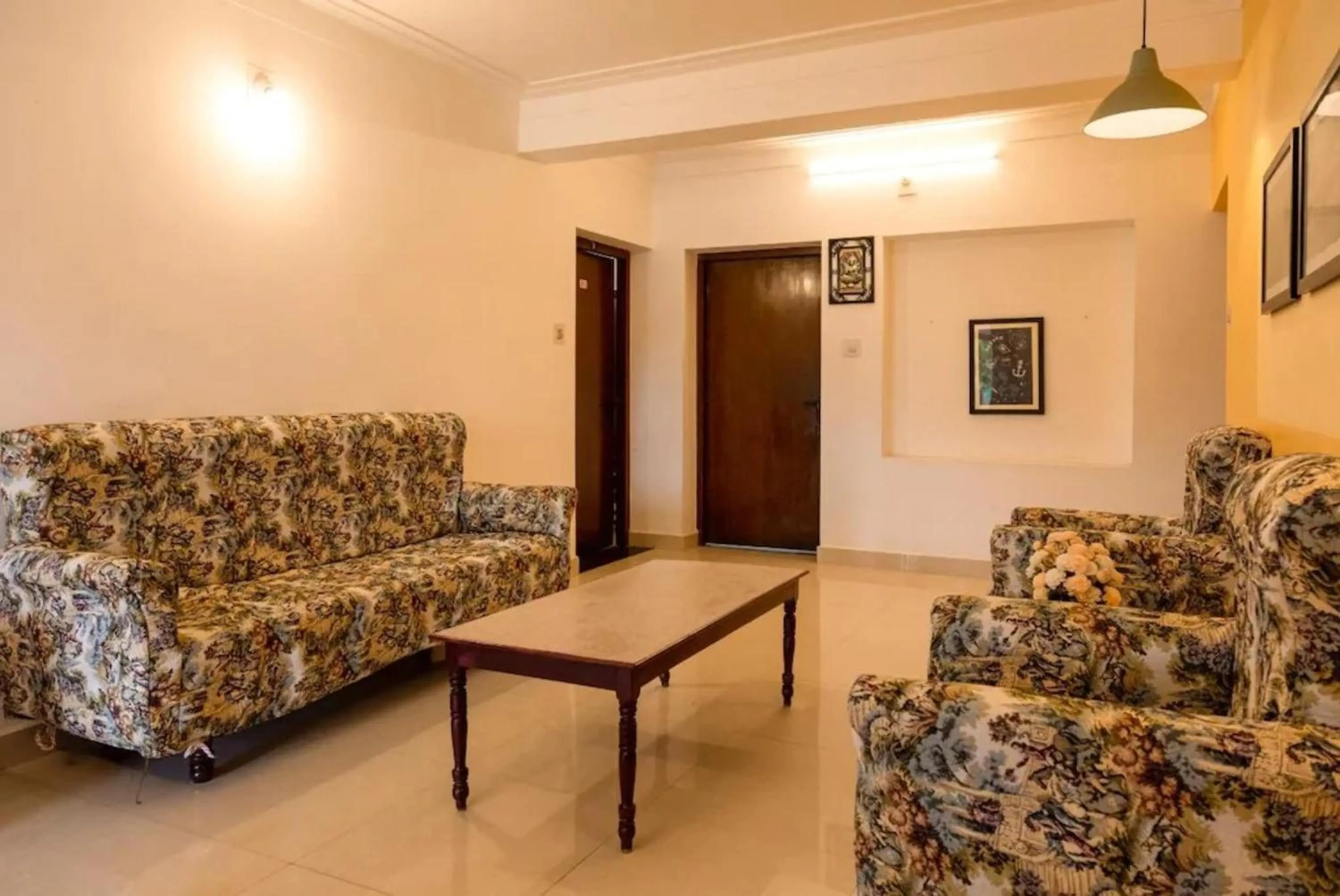 Living room in Aakash Rooms and Cottages,