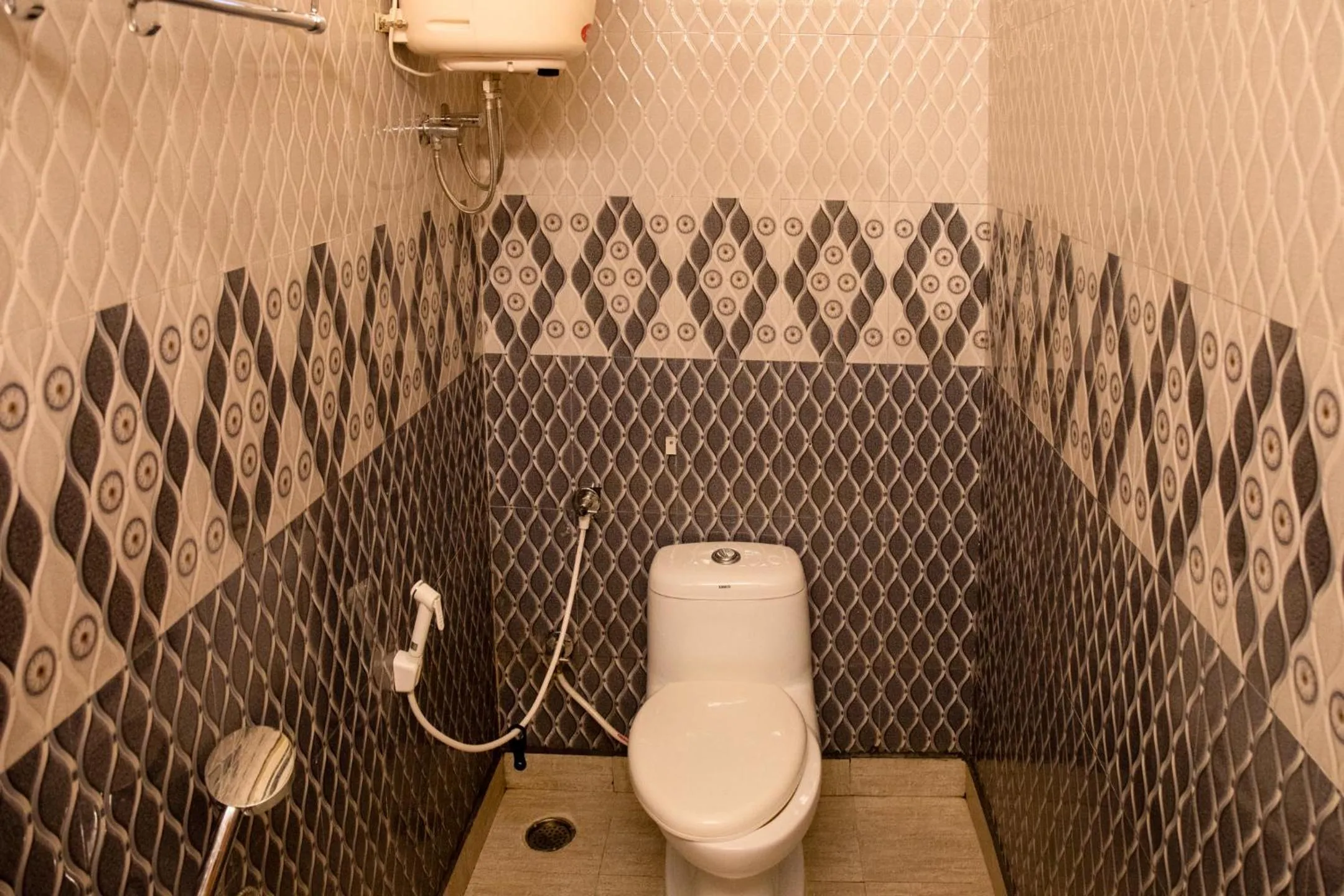 Bathroom in Aakash Rooms and Cottages,