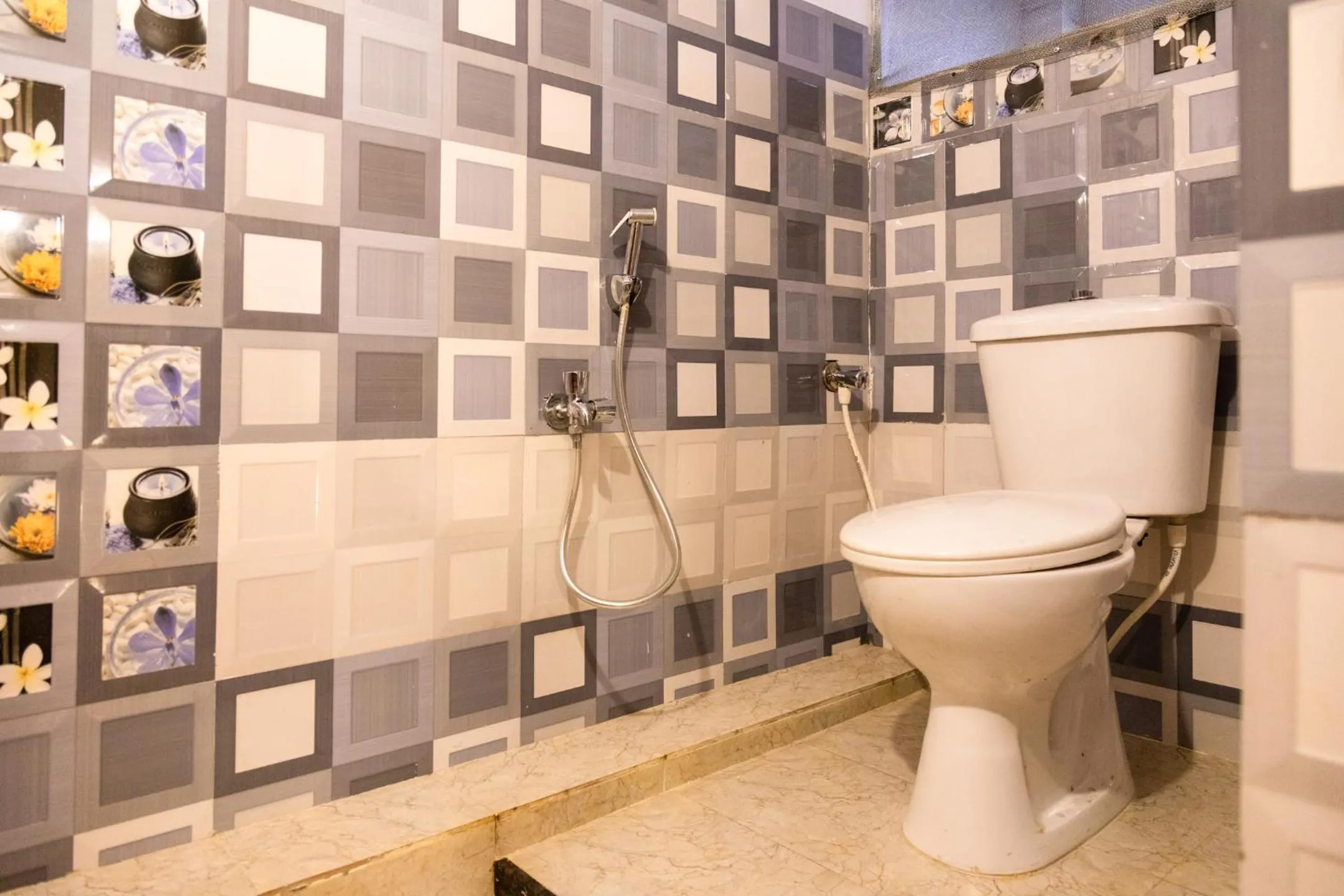 Bathroom in Aakash Rooms and Cottages,