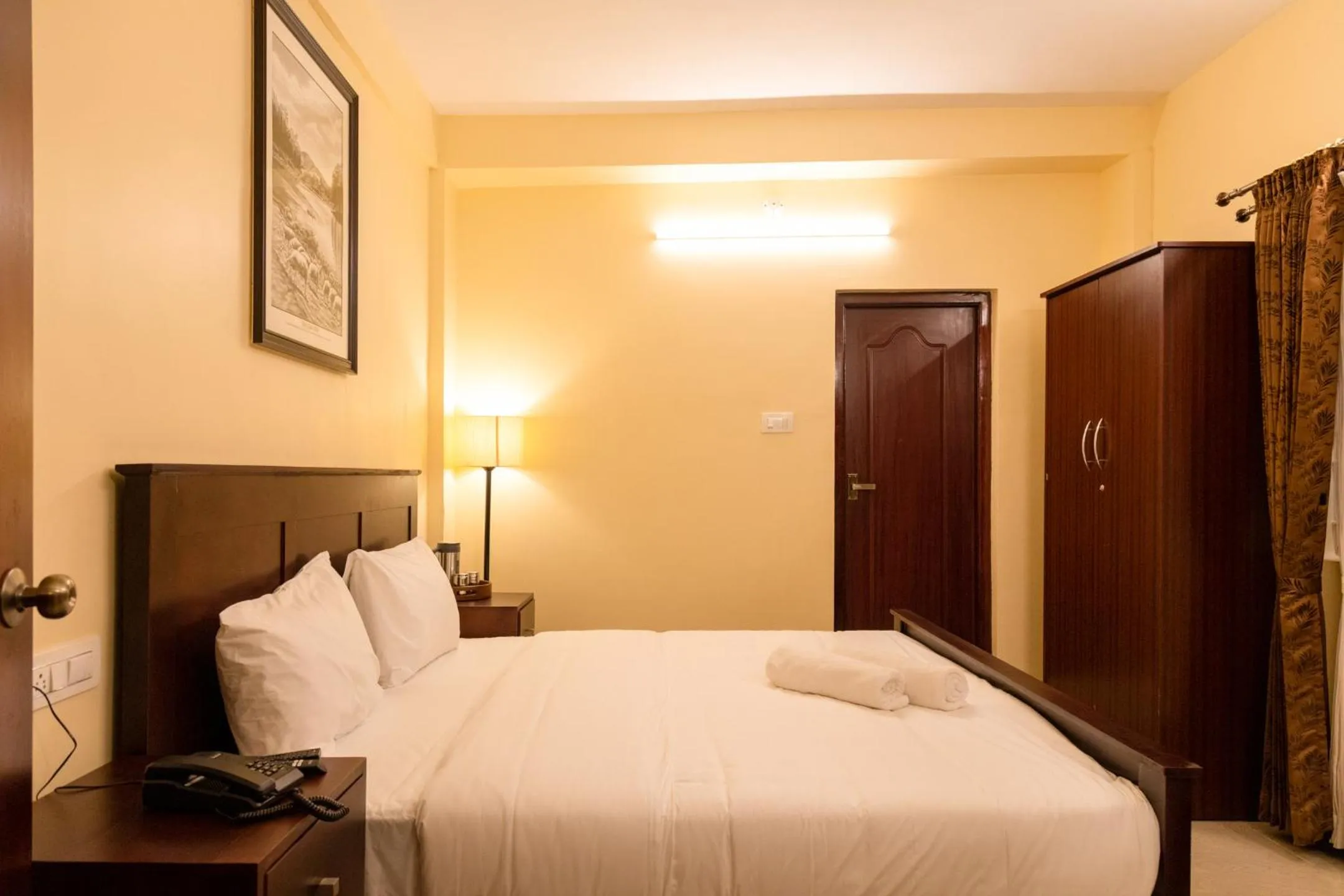 Photo of the whole room, Bed in Aakash Rooms and Cottages,