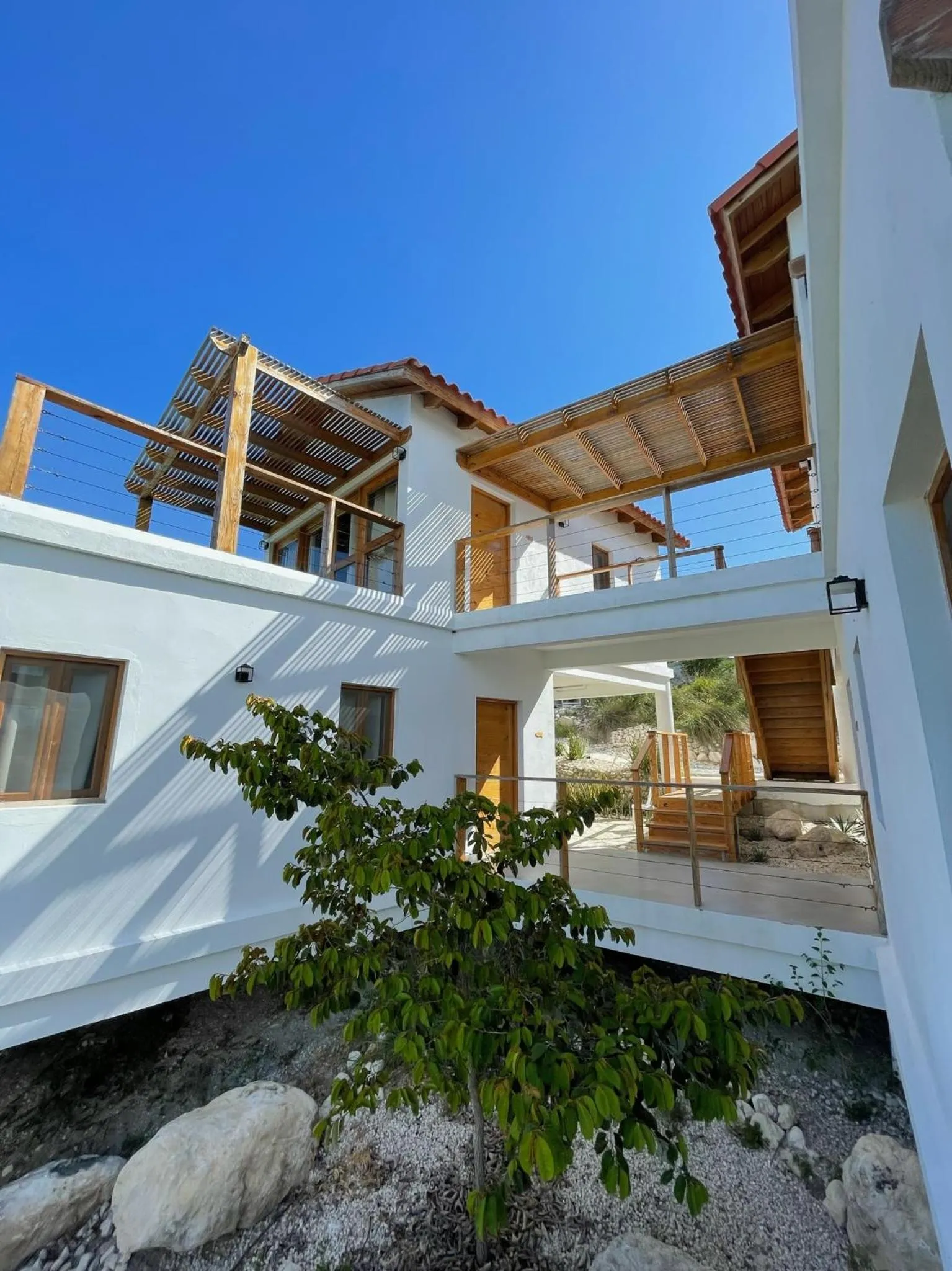 Property building in Altos de la Caobita