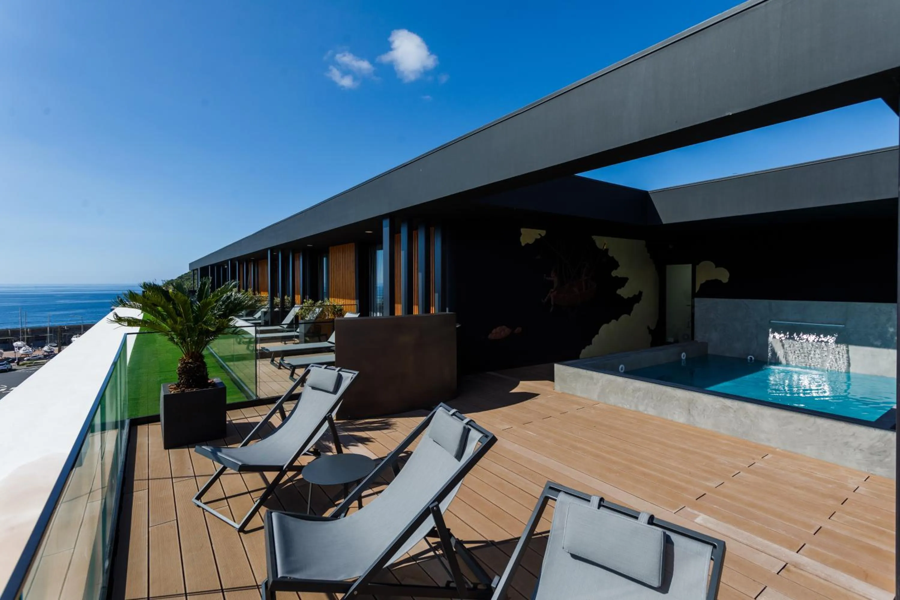 Lounge or bar in The Shipyard - Angra