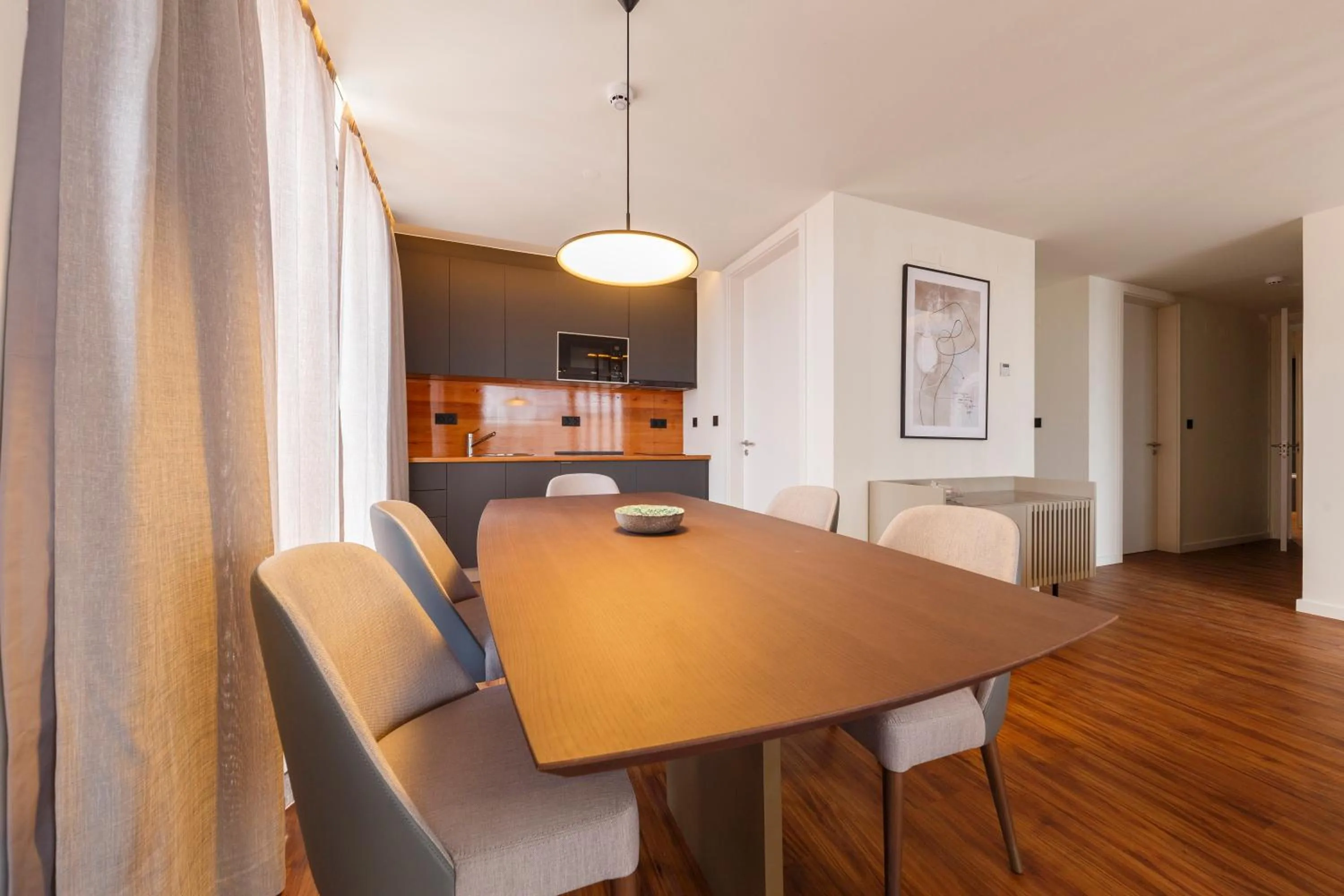 Dining area in The Shipyard - Angra