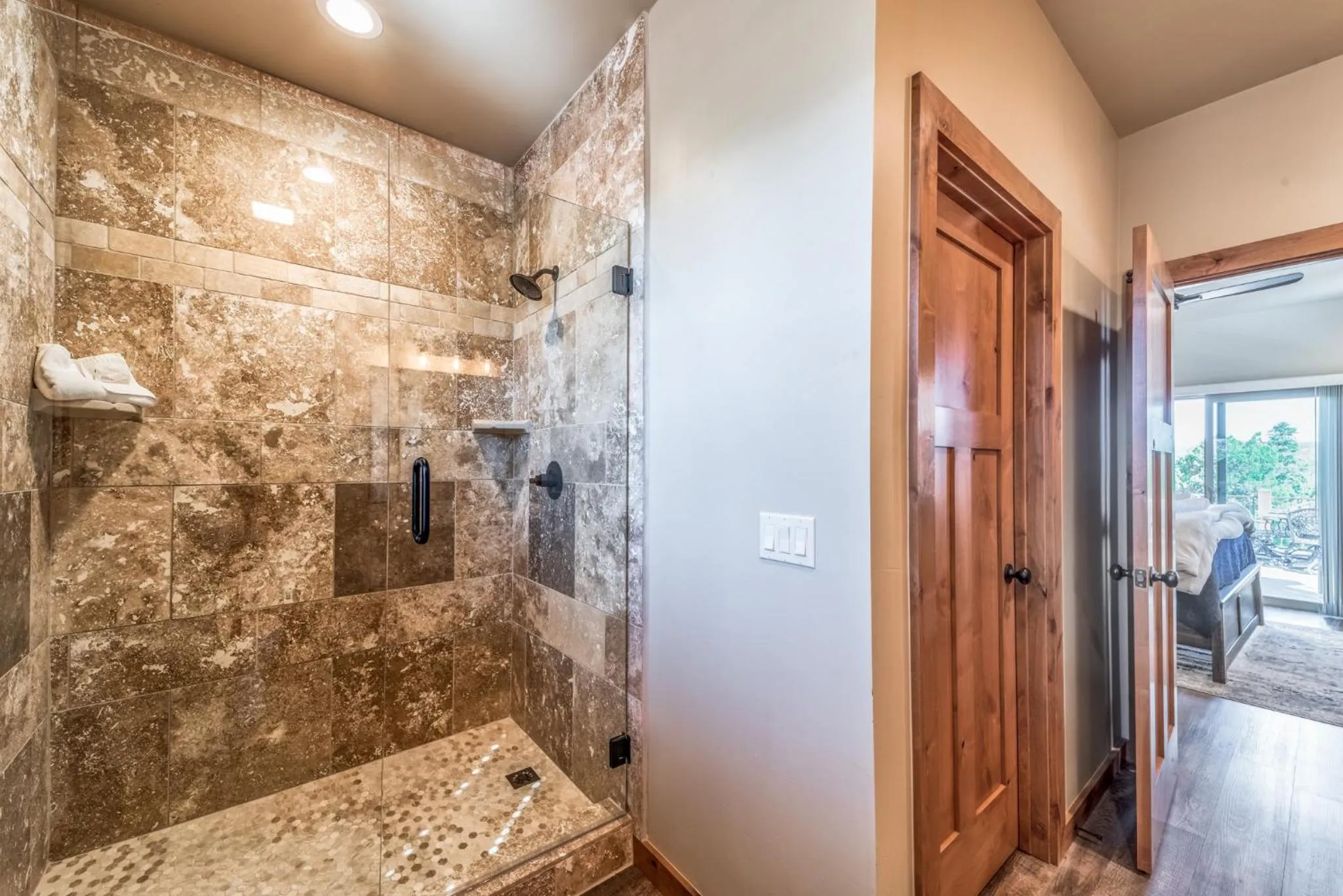 Property building in Wine Top