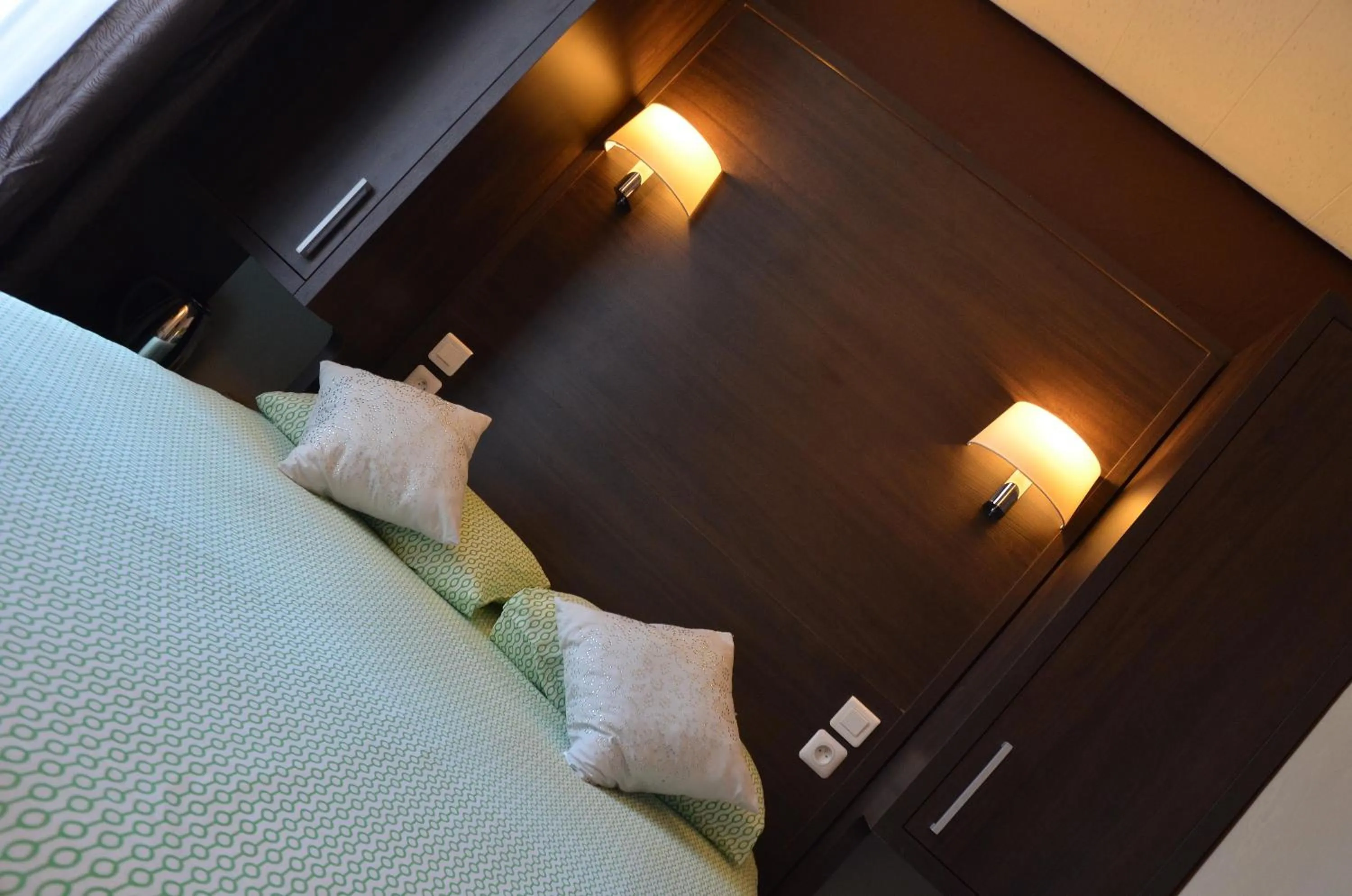 Bed in Hôtel du Parc