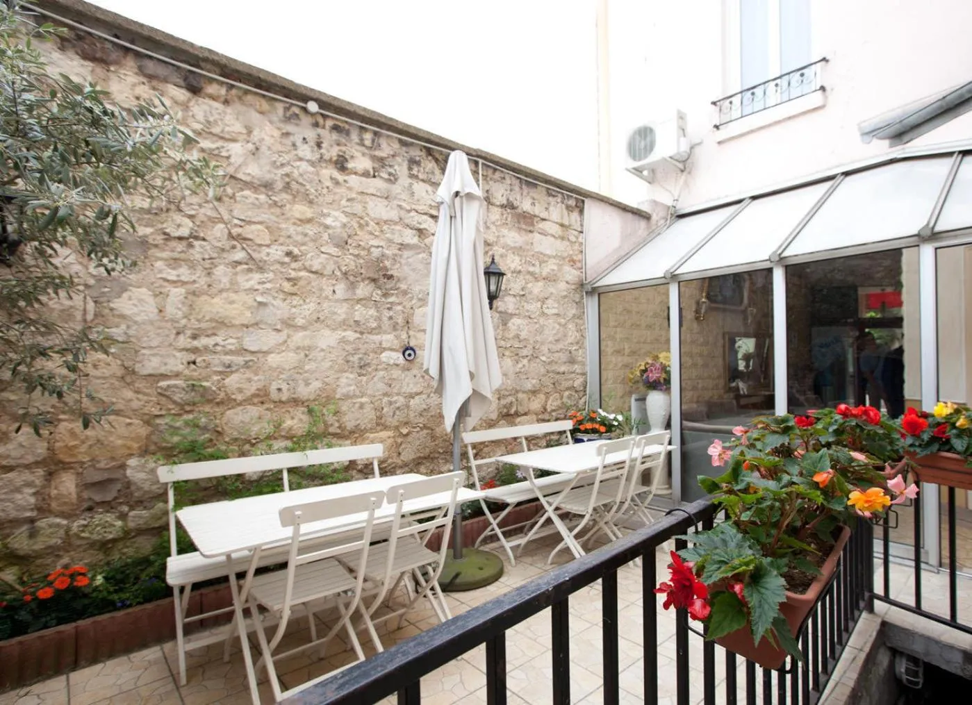 Balcony/Terrace in Hôtel du Parc