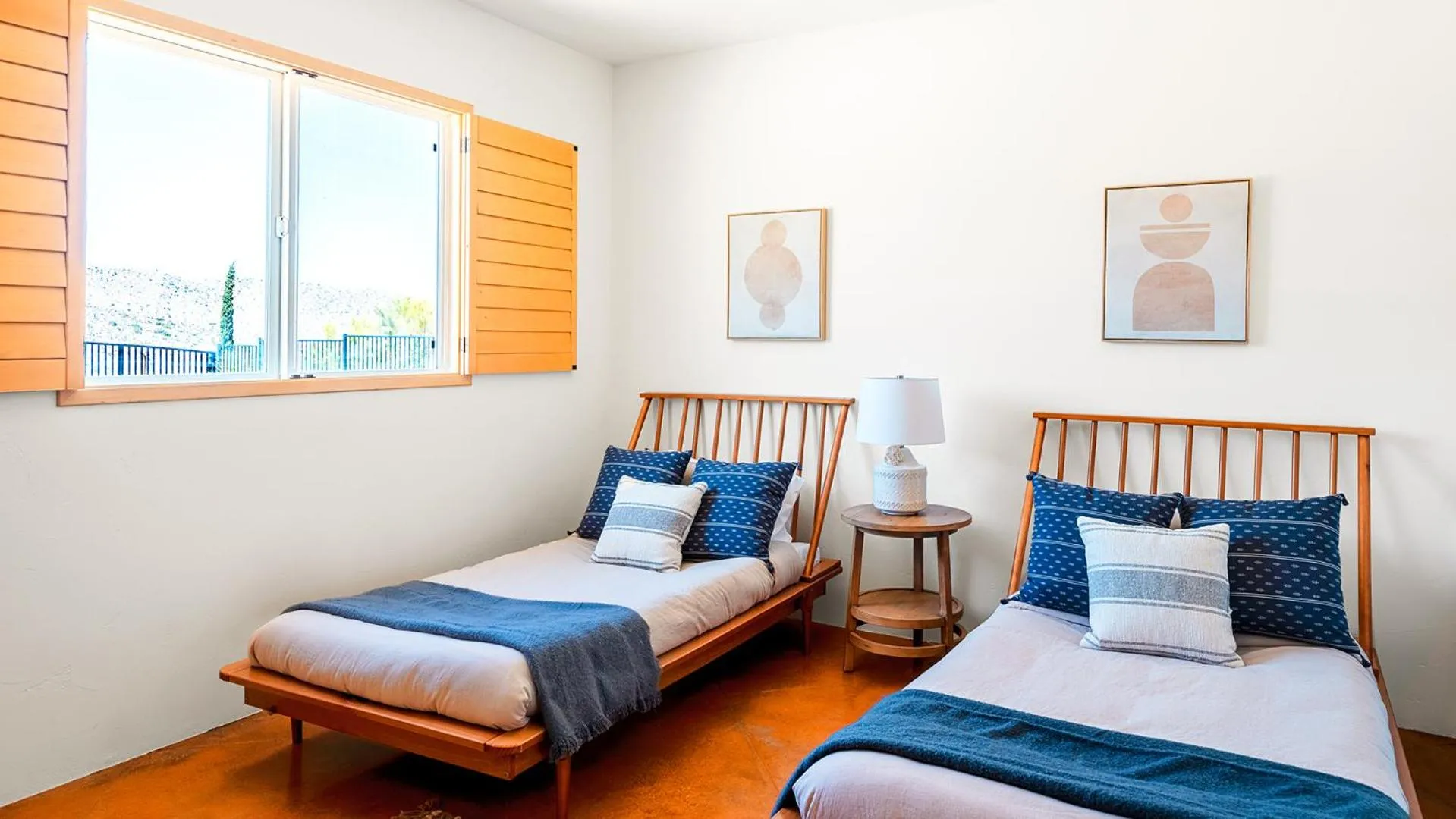 Bedroom, Bed in Desert villa with great views, hot tub and mini-golf