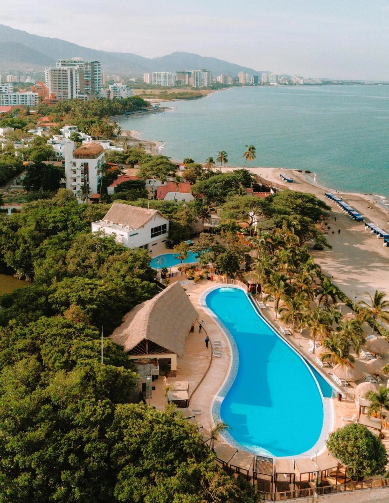 Swimming pool in Apartasuites Samaria - Club de Playa