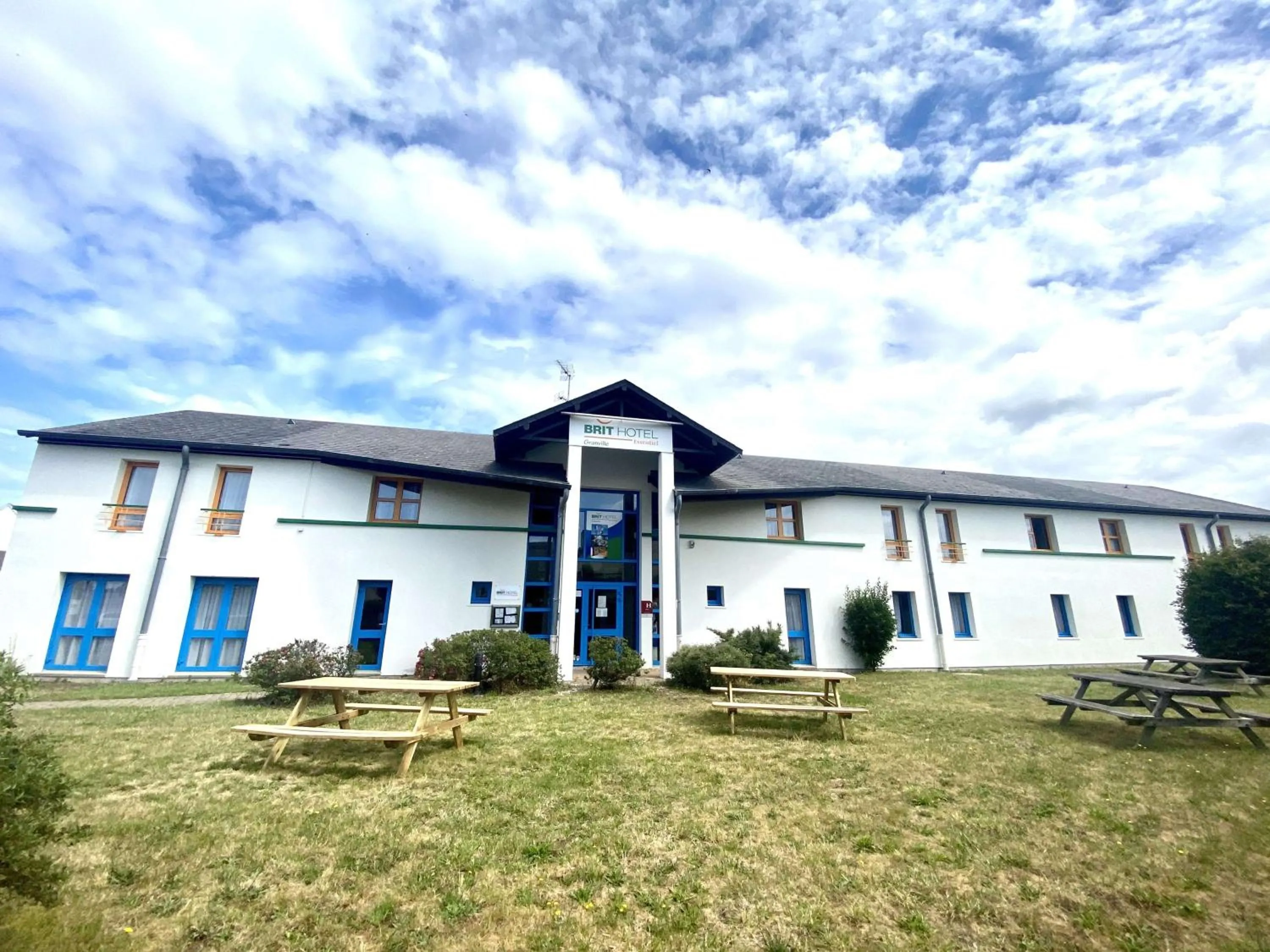 Property building in Brit Hotel Essentiel de Granville