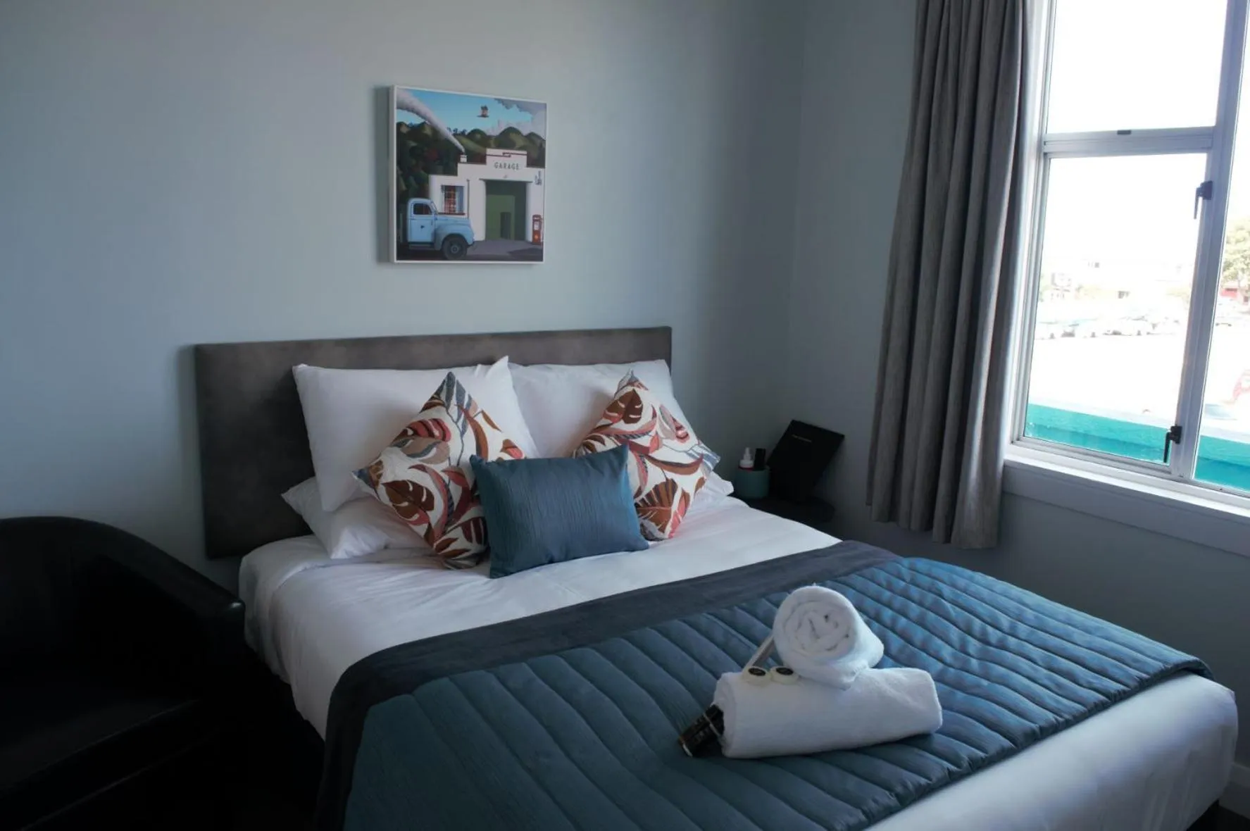 Bed in The Amberley Hotel