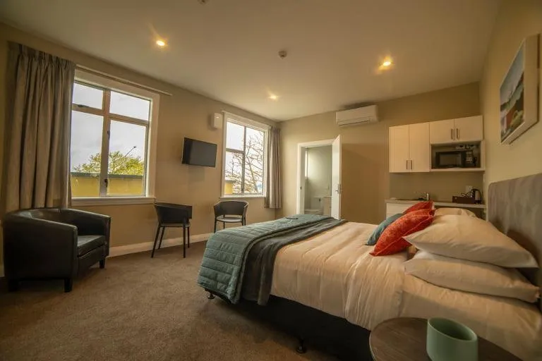 Bed in The Amberley Hotel