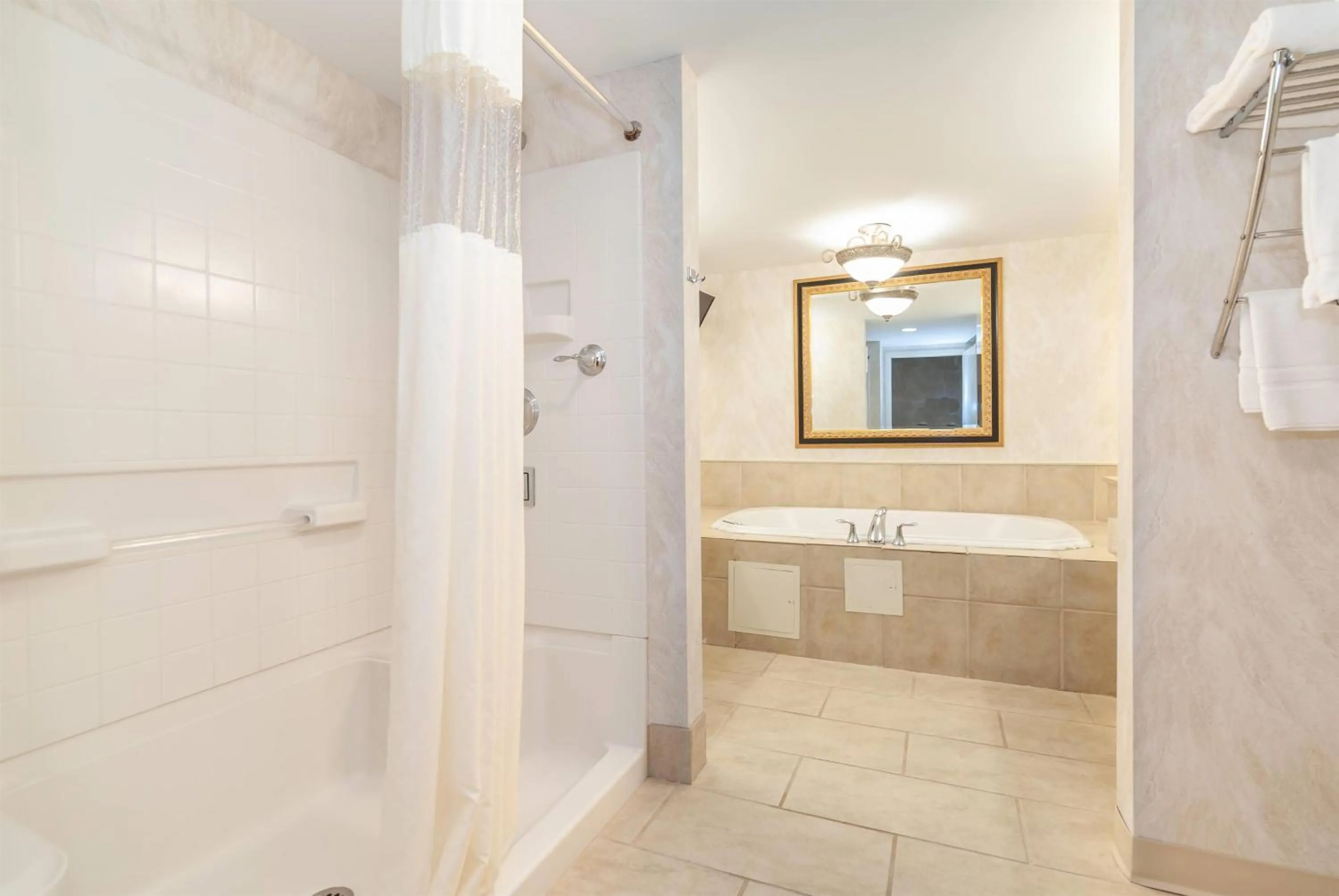 Bathroom in Bellissimo Hotel, Trademark by Wyndham Near Foxwoods Casino