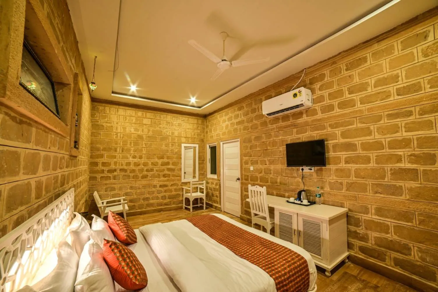 Bedroom, Bed in The Bheemgarh