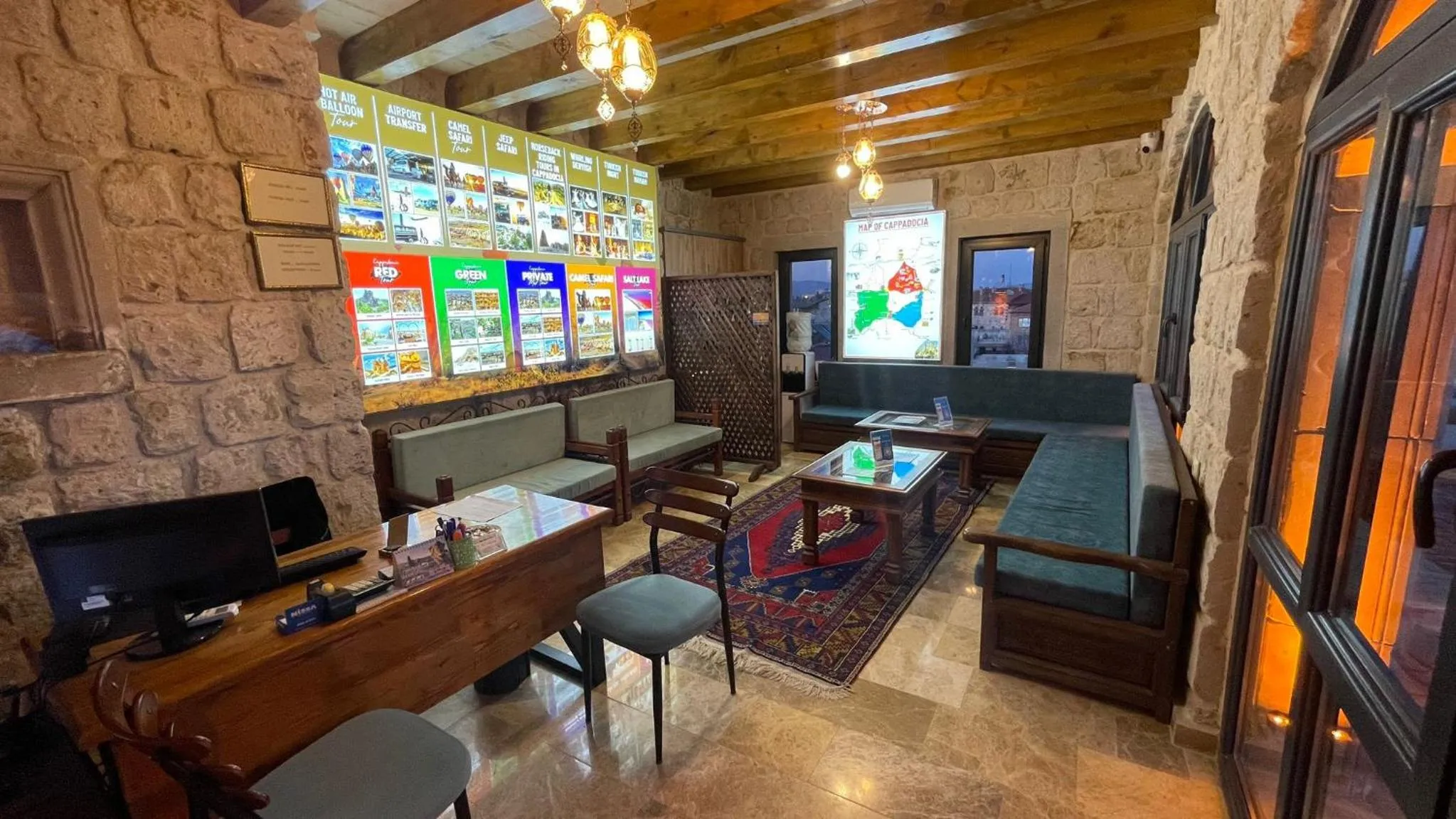 Lobby or reception in Balloon View Hotel