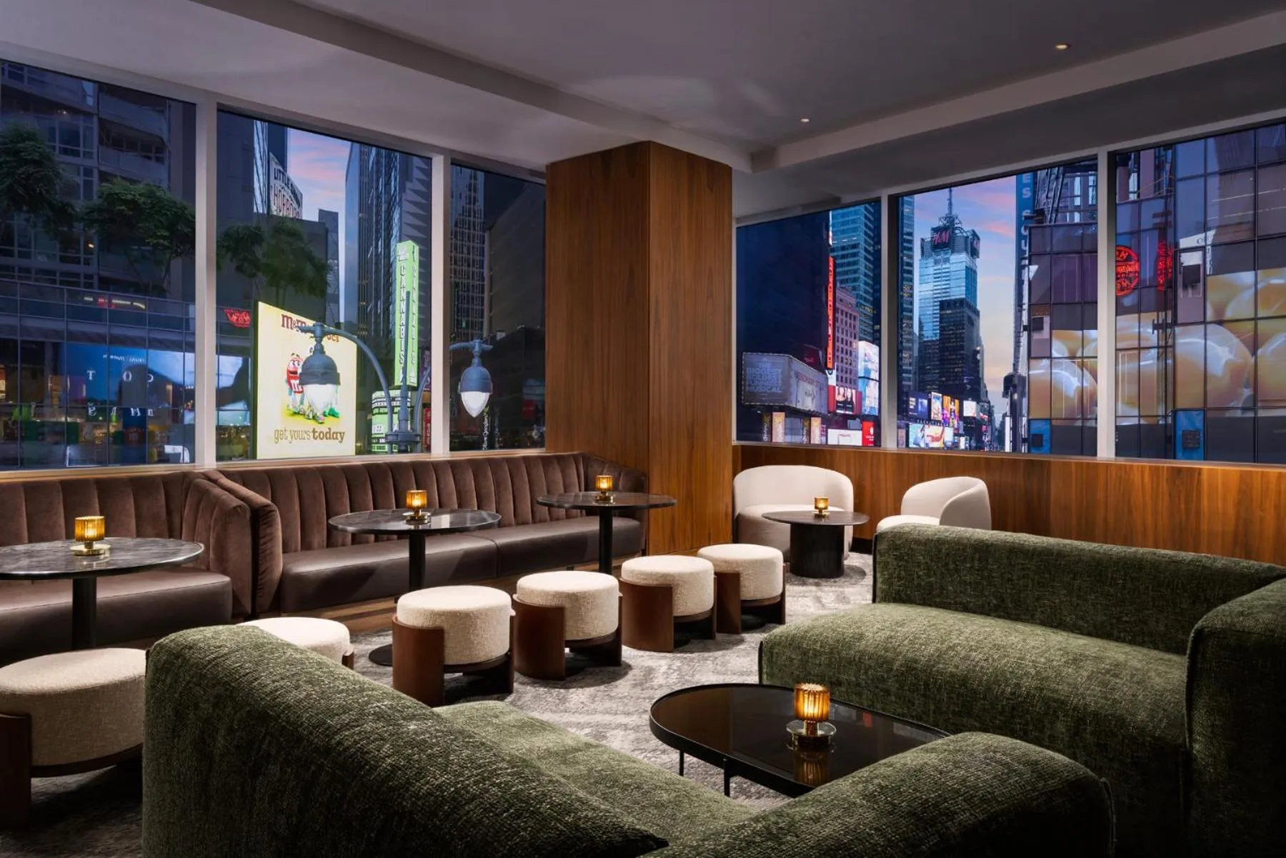 Restaurant/places to eat in Hyatt Regency Times Square