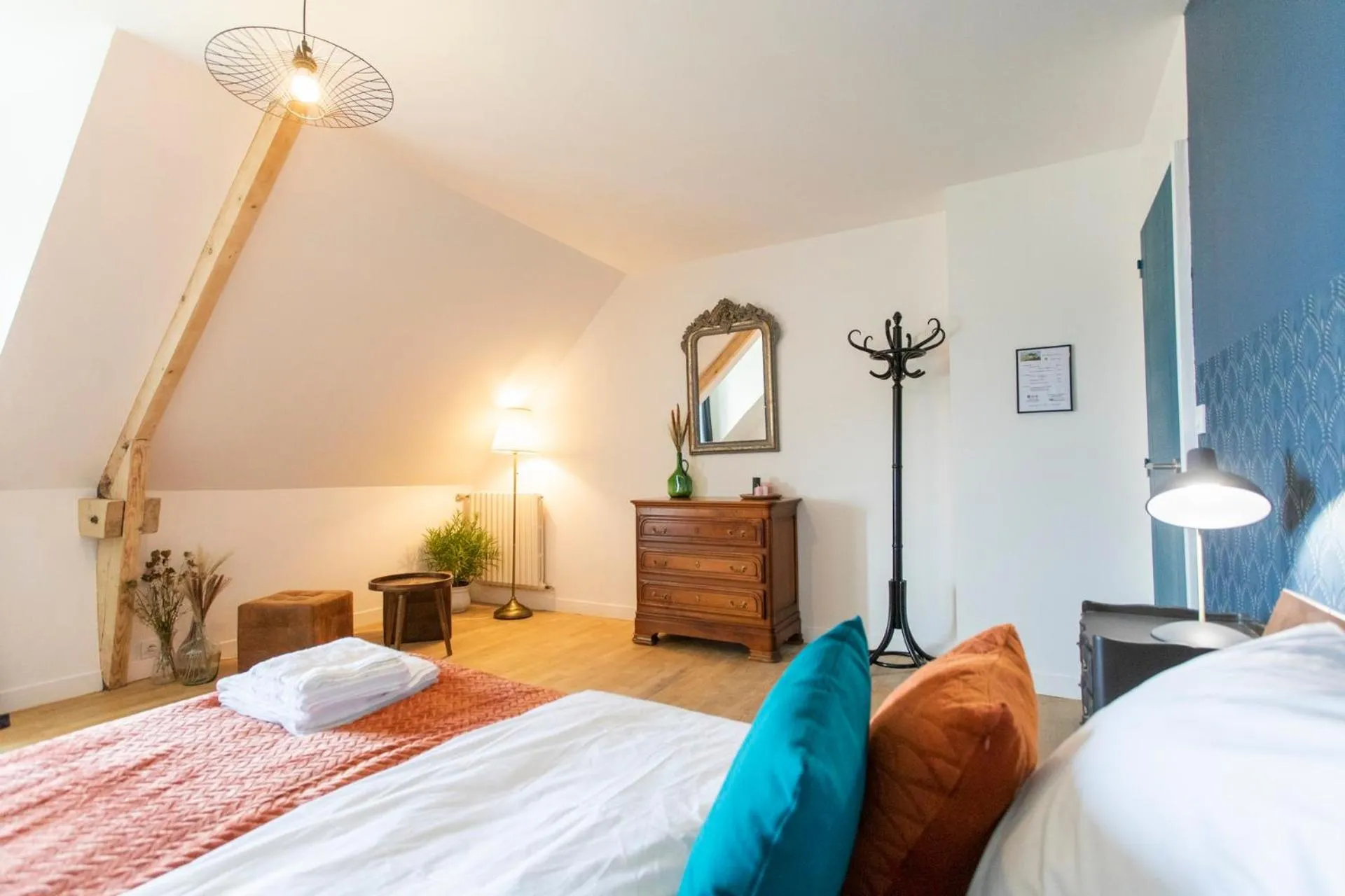 Photo of the whole room, Bed in La Bellevue Bréville - B&B