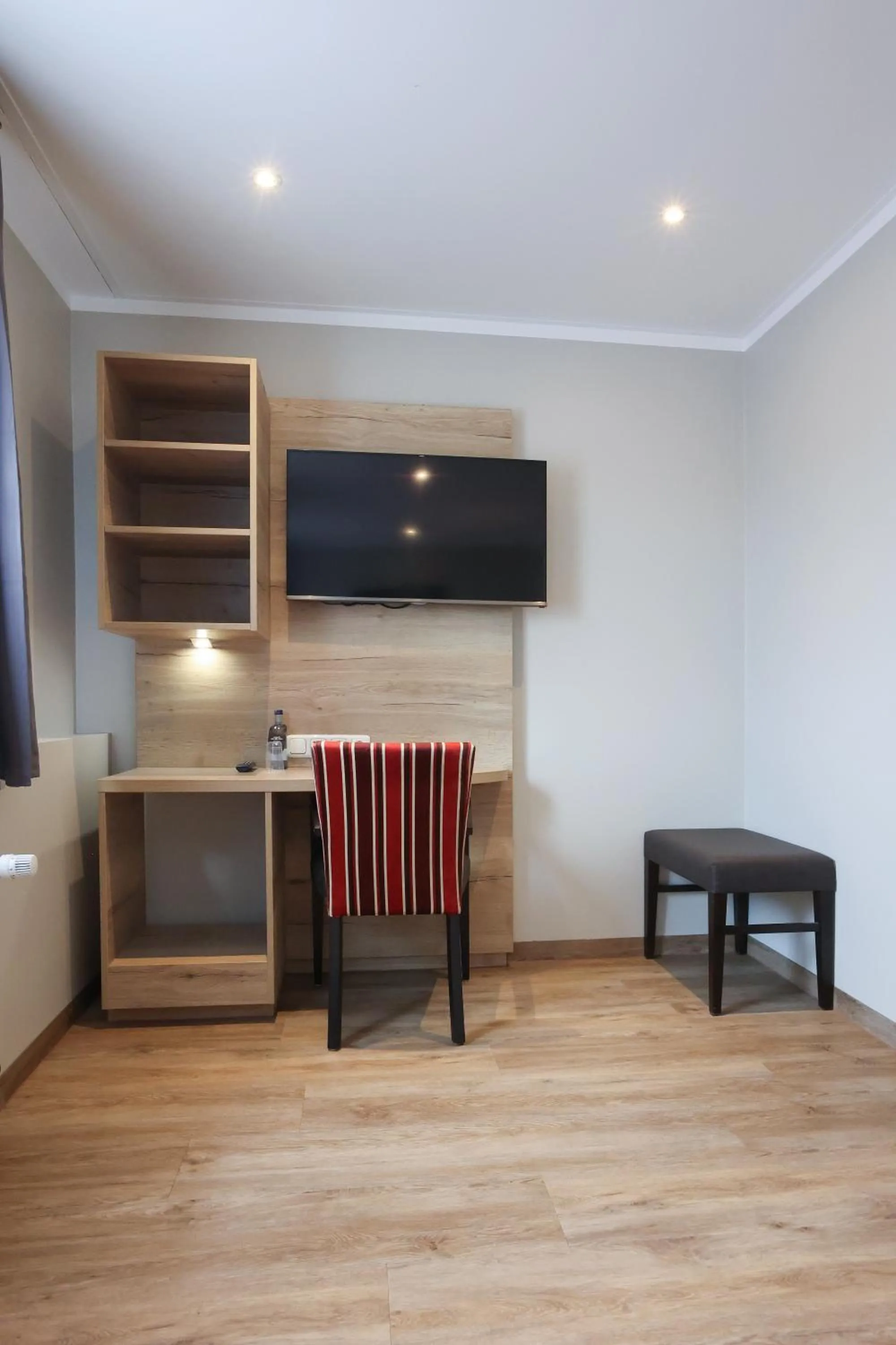 TV and multimedia in Arthotel ANA Flair