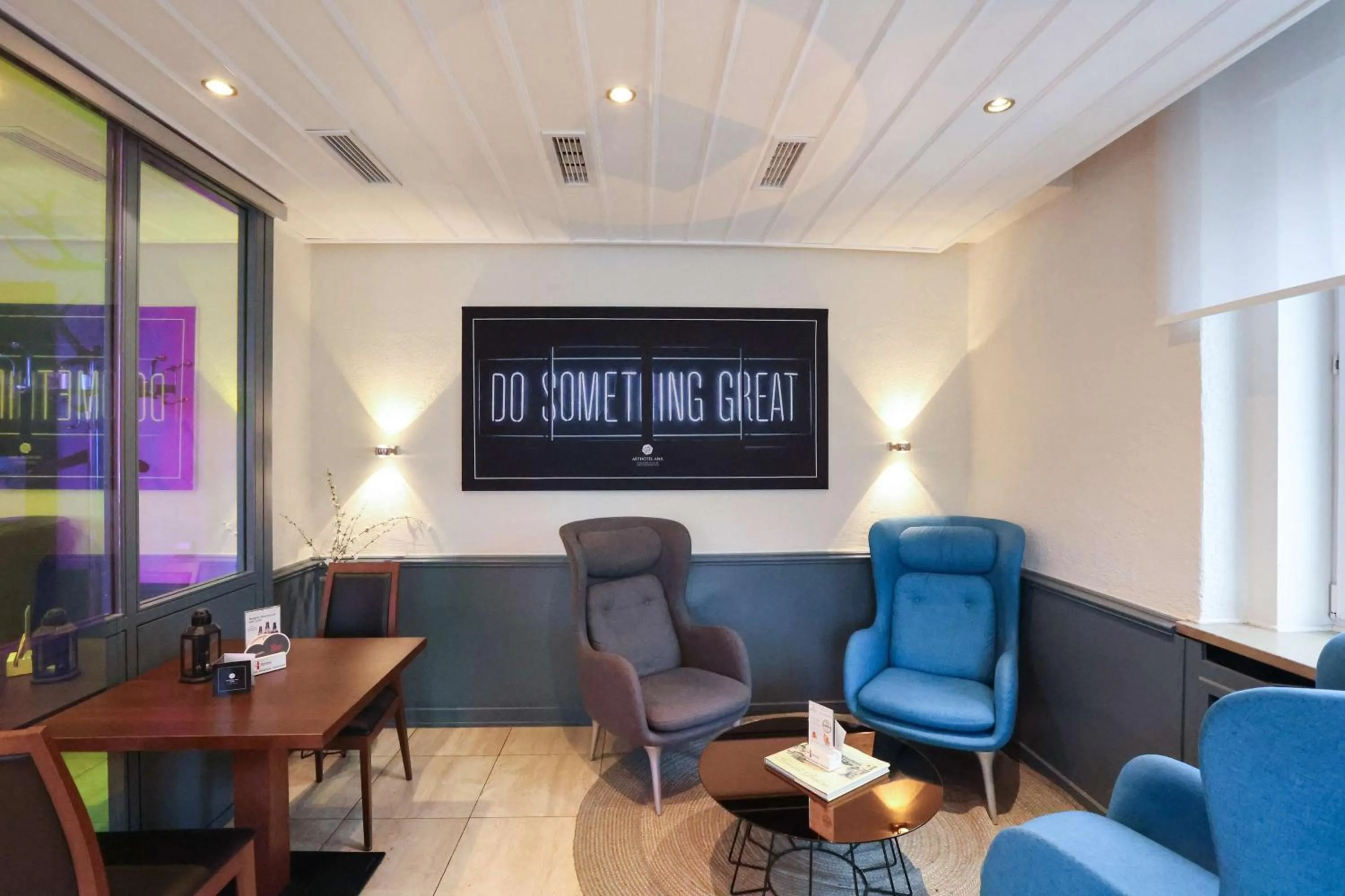 Lounge or bar in Arthotel ANA Flair