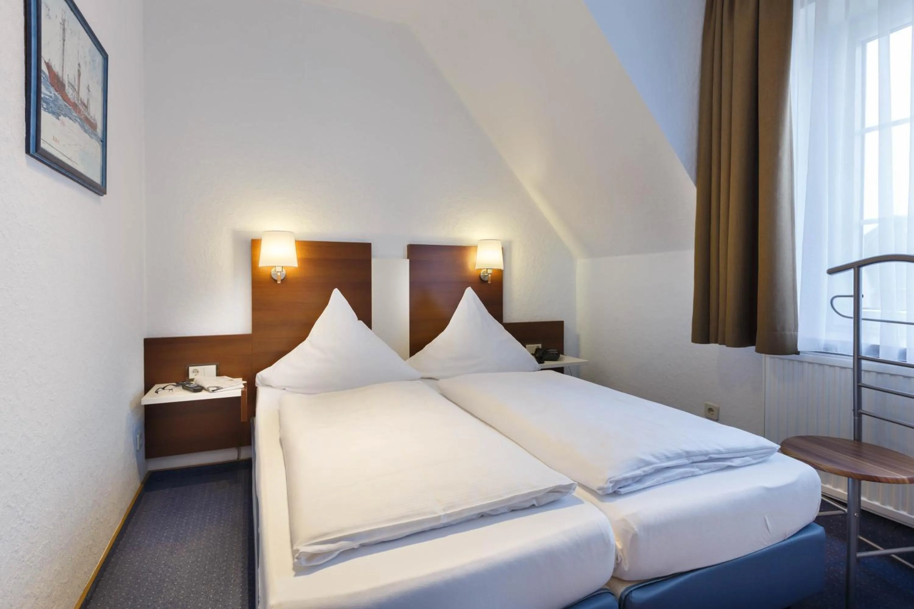 Bed in Hotel Seeschwalbe