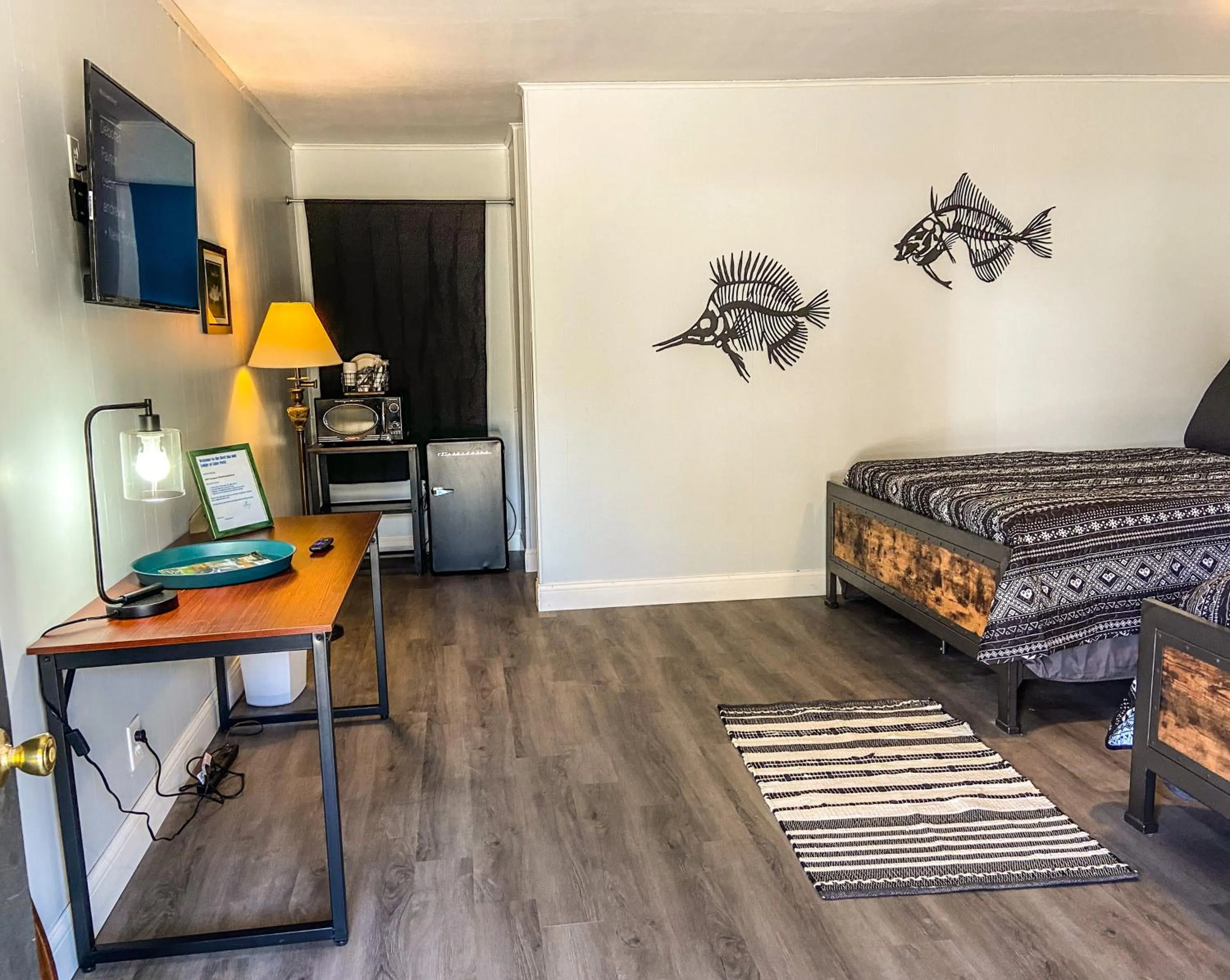 Bed in Reel Inn and Lodge