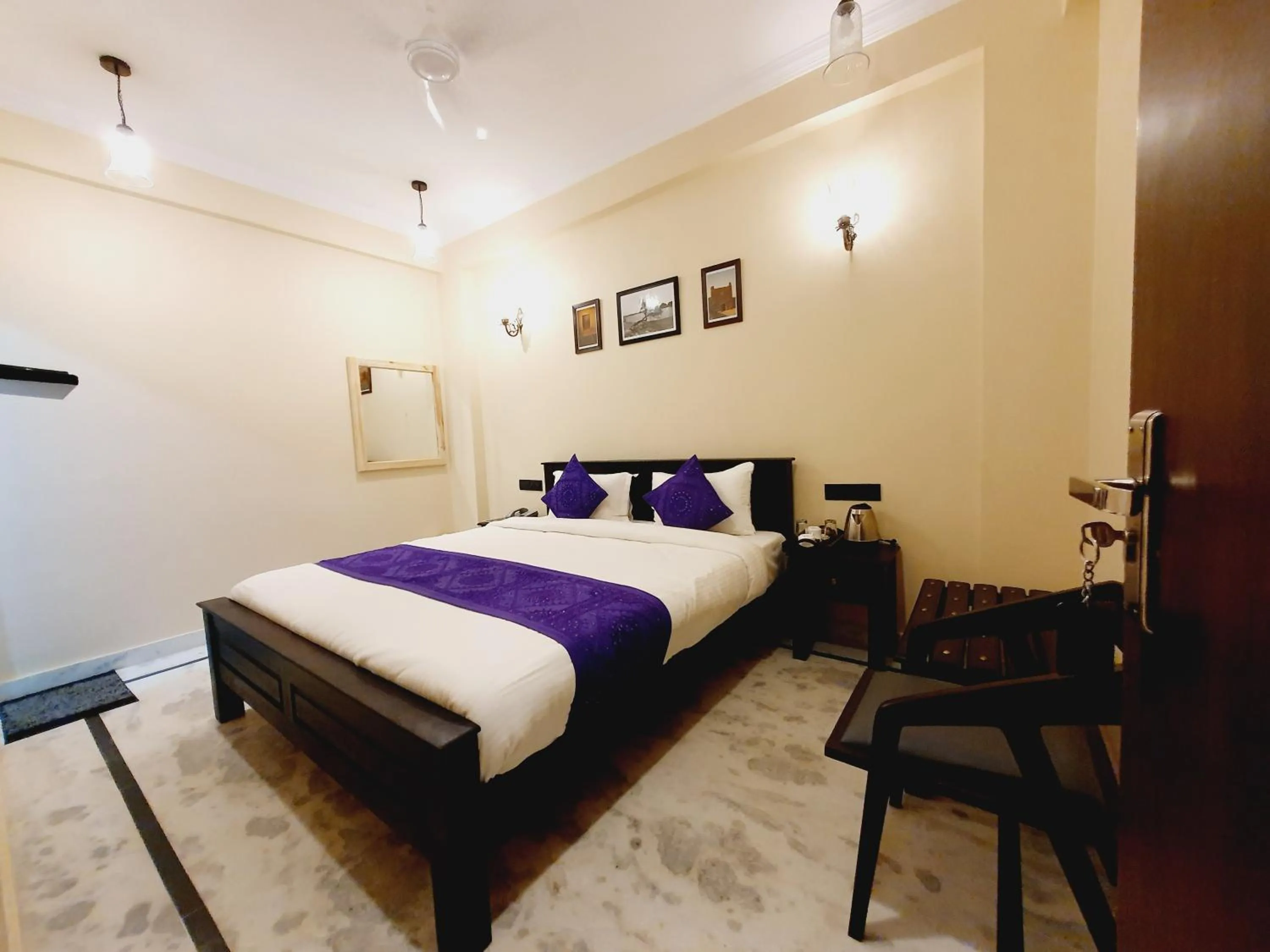 Photo of the whole room, Bed in Hotel Vasshifa Palace