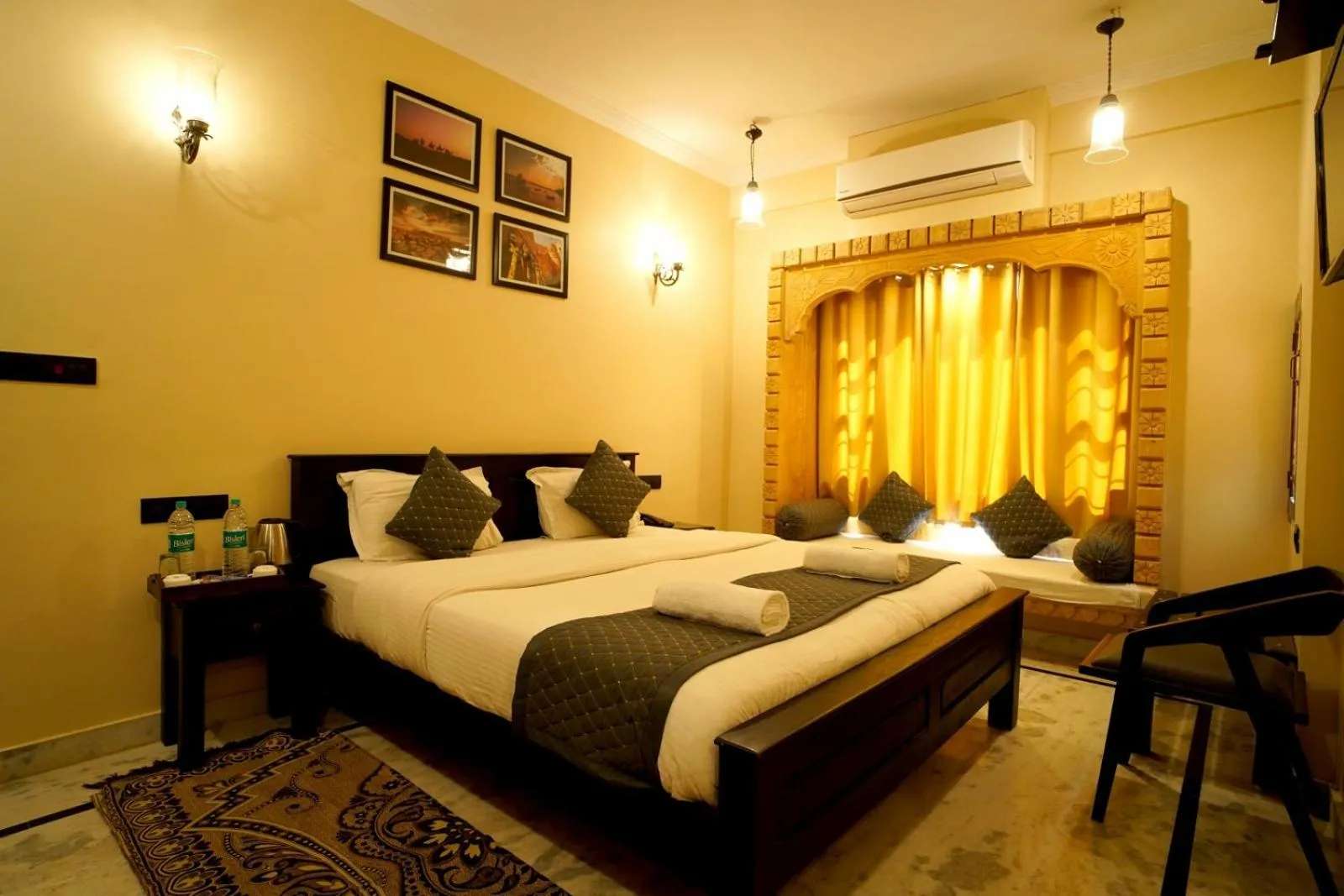 Bed in Hotel Vasshifa Palace